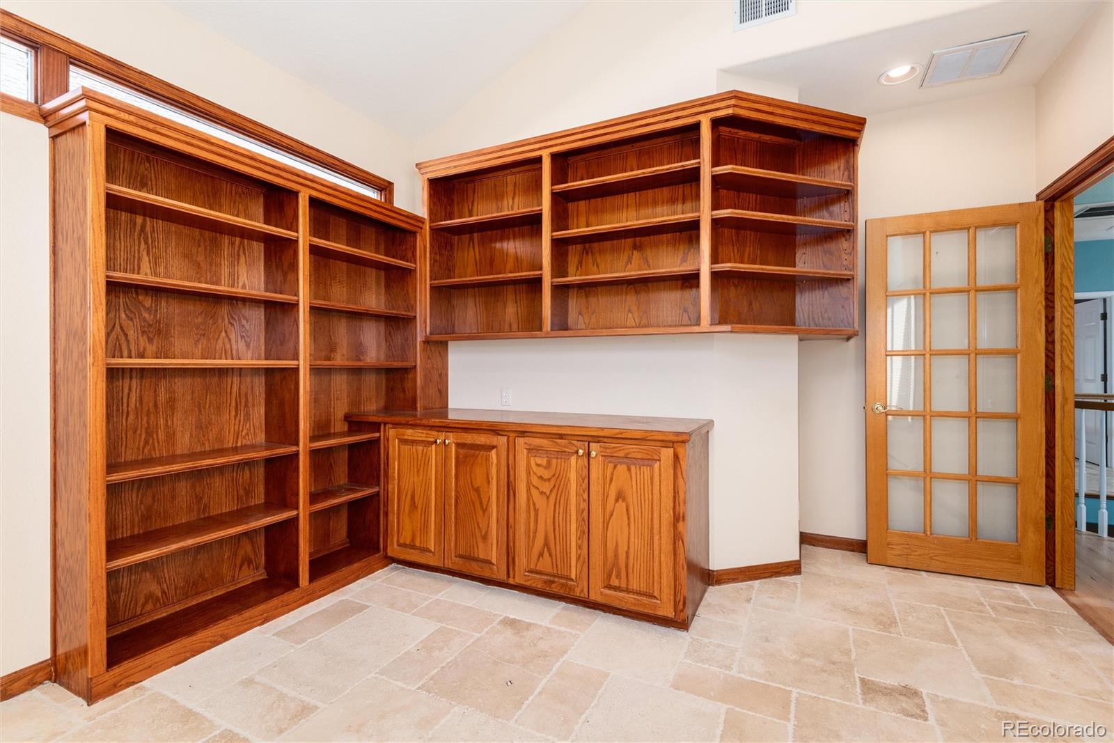 4262 E Orchard Place