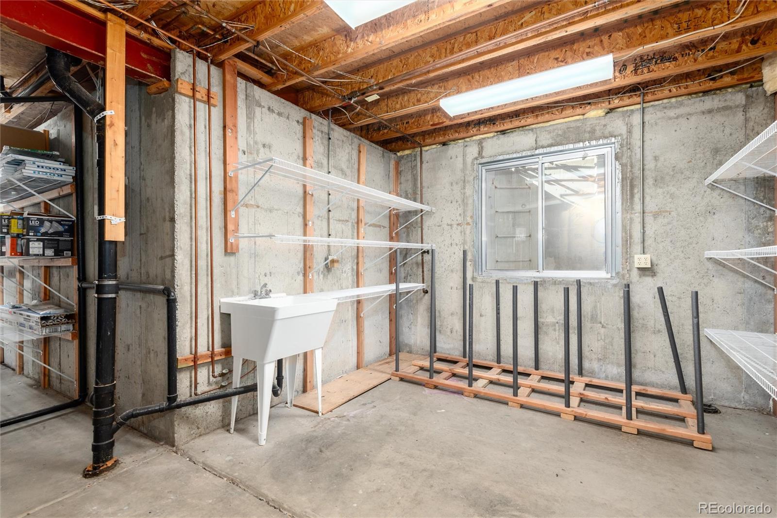 4262 E Orchard Place