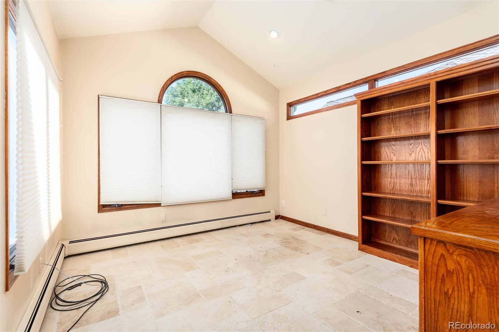 4262 E Orchard Place