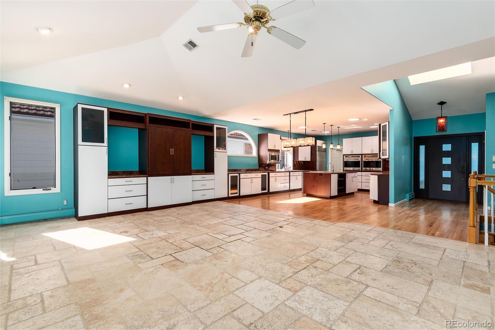 4262 E Orchard Place