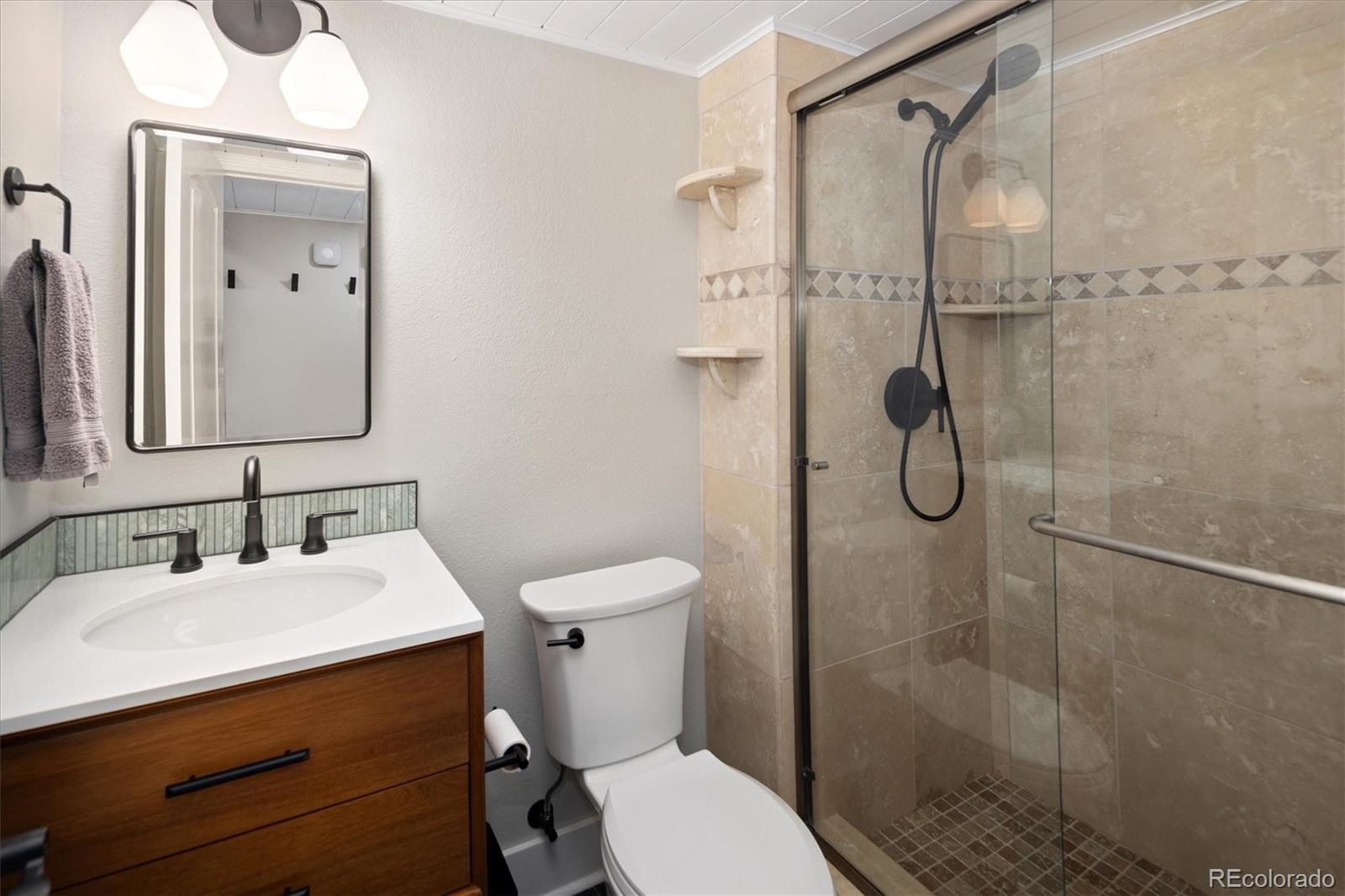 7825 E Kettle Avenue