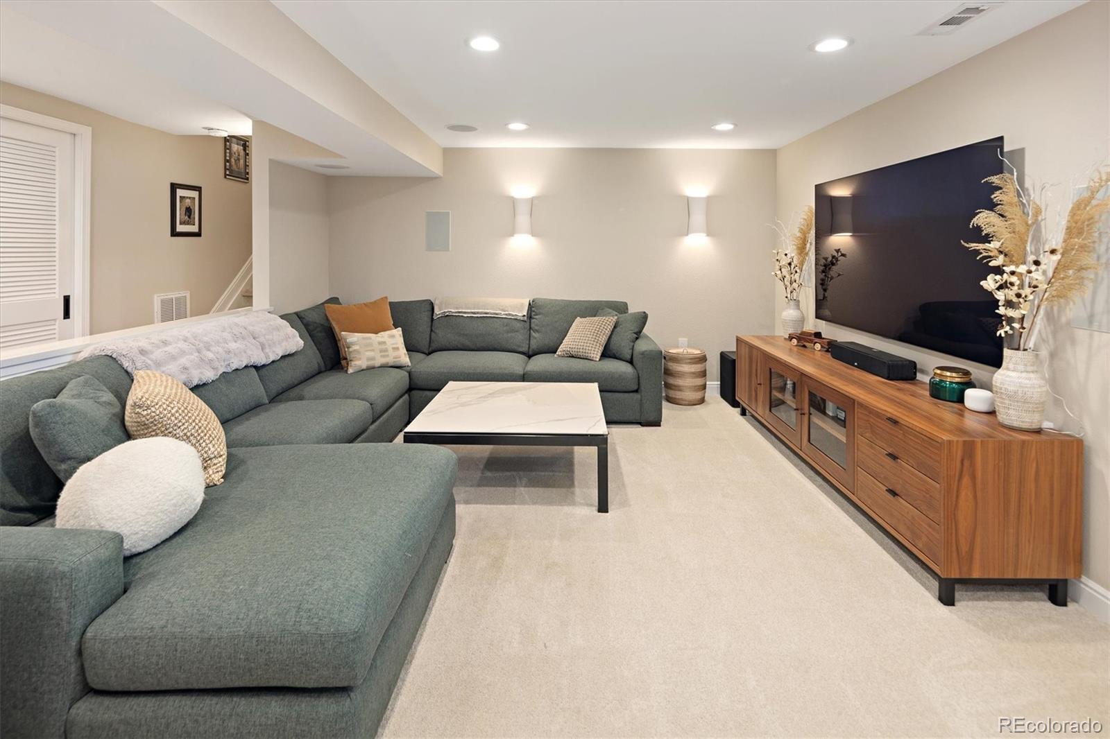 7825 E Kettle Avenue