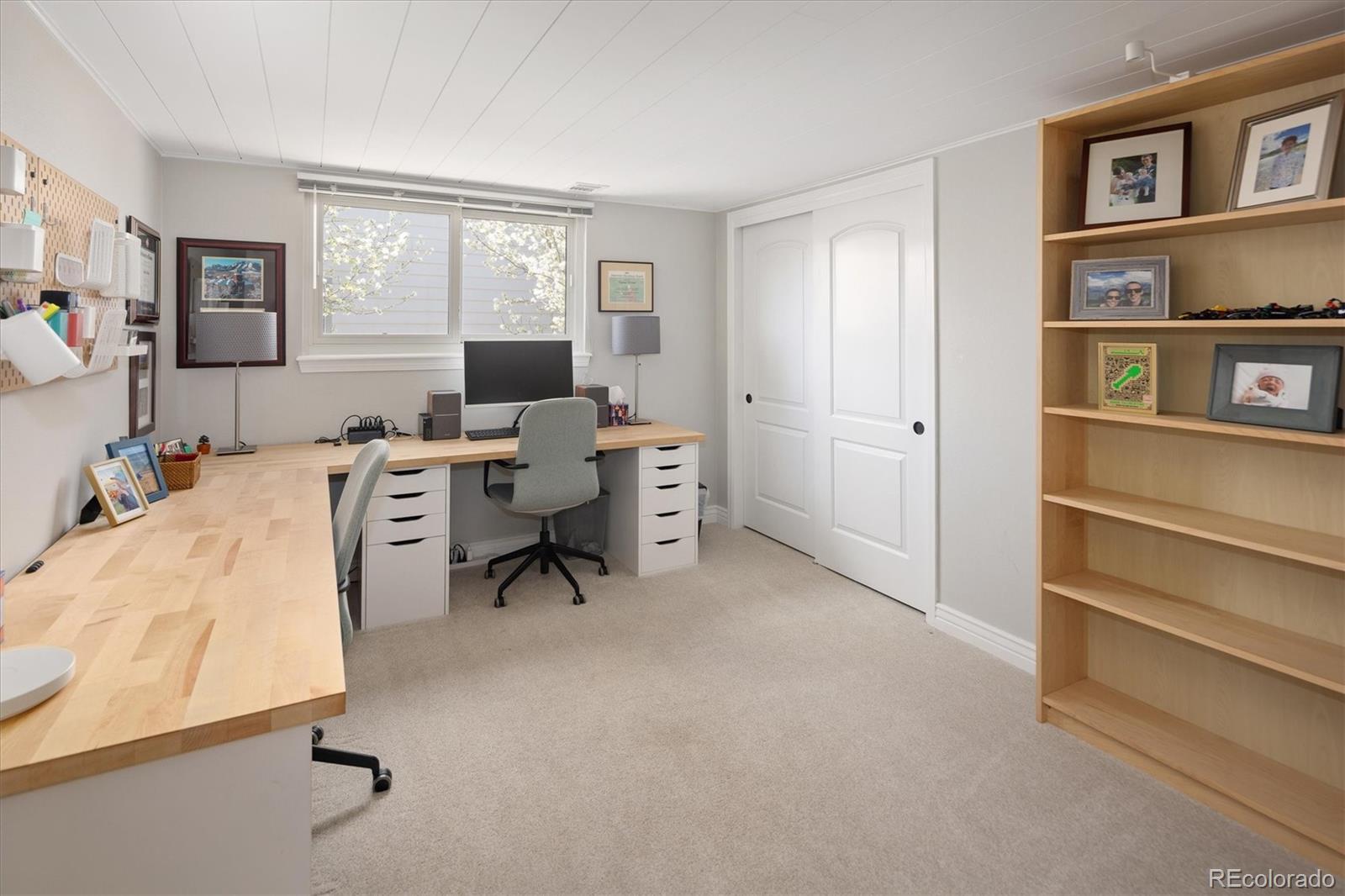 7825 E Kettle Avenue