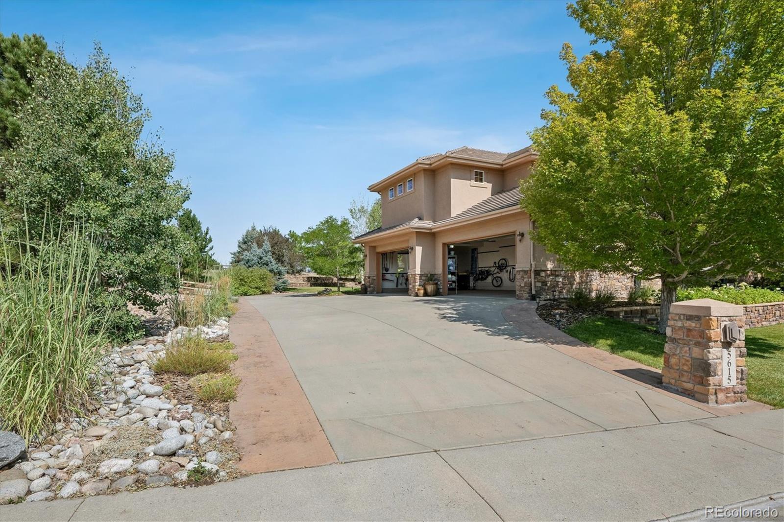 5615 Vistancia Drive