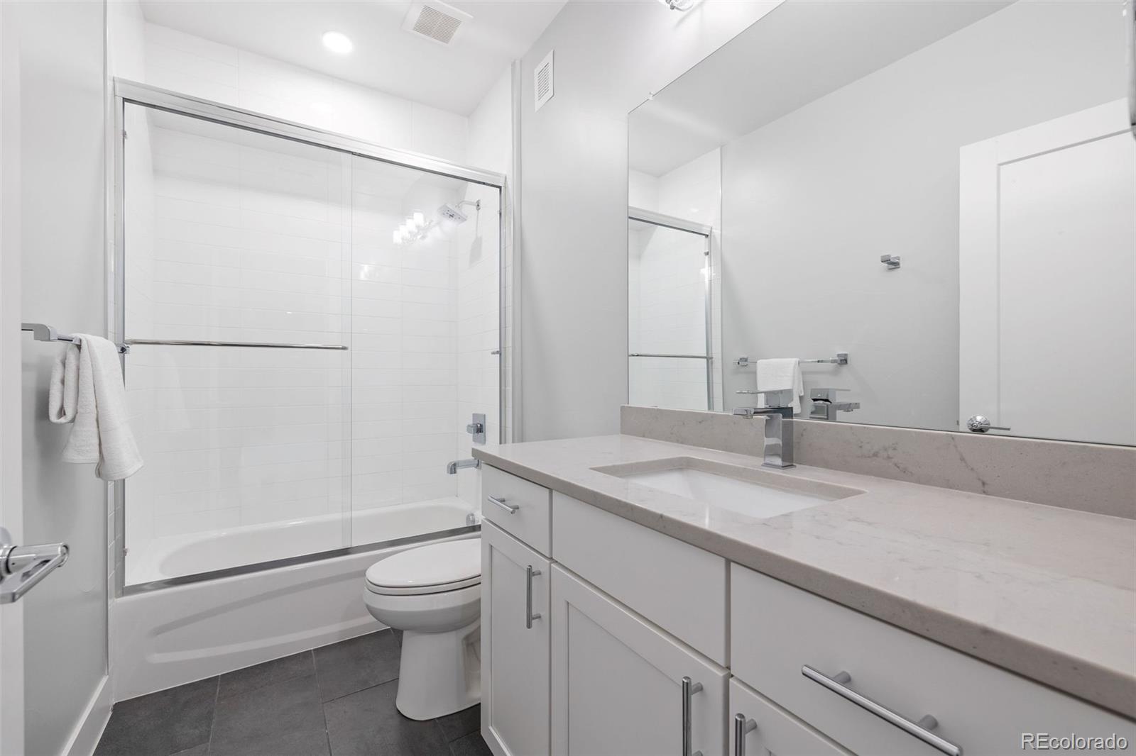 1618 S Madison Street