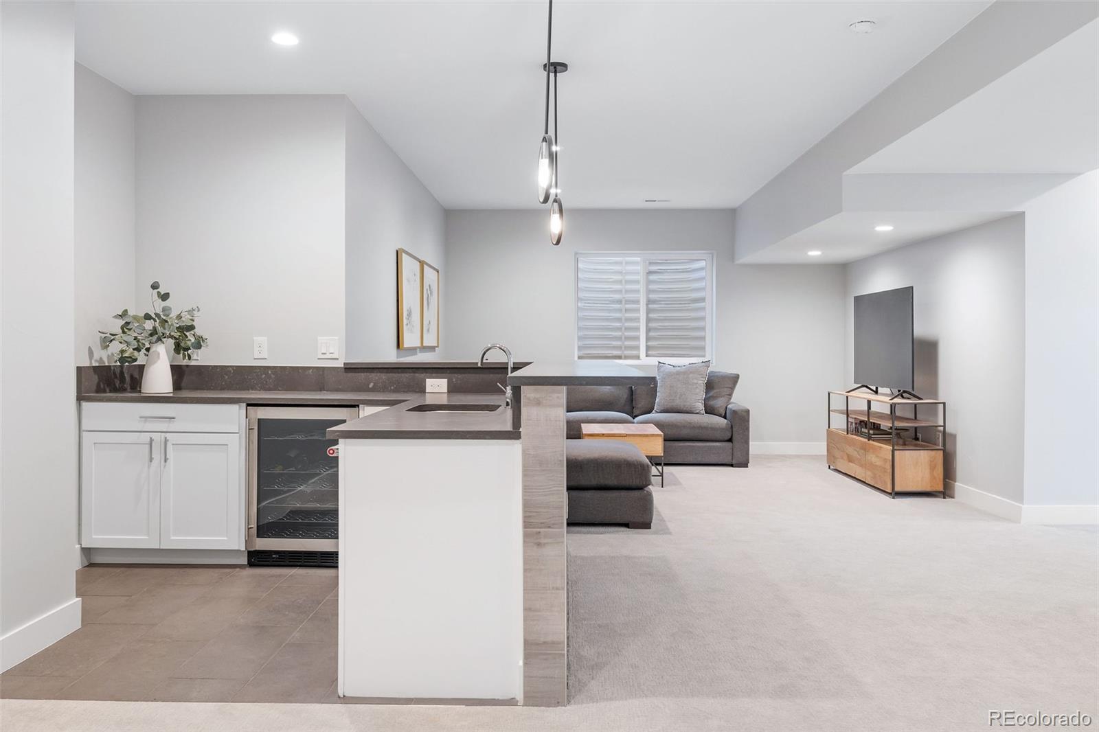 1618 S Madison Street