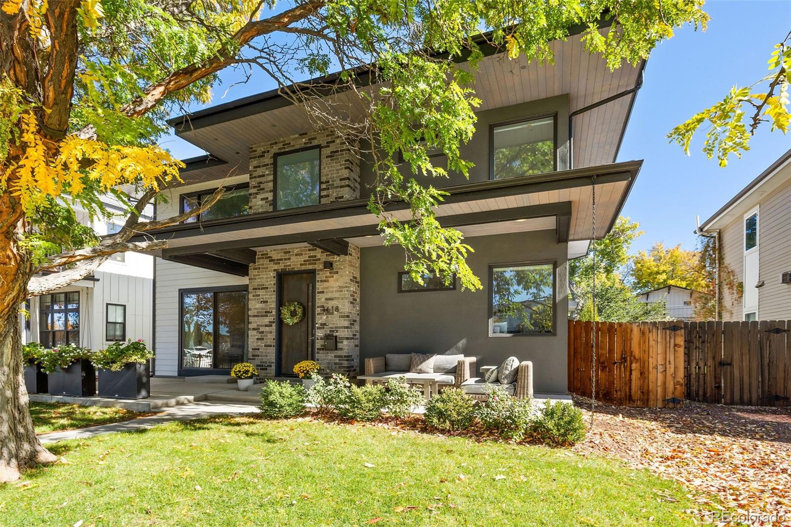 1618 S Madison Street