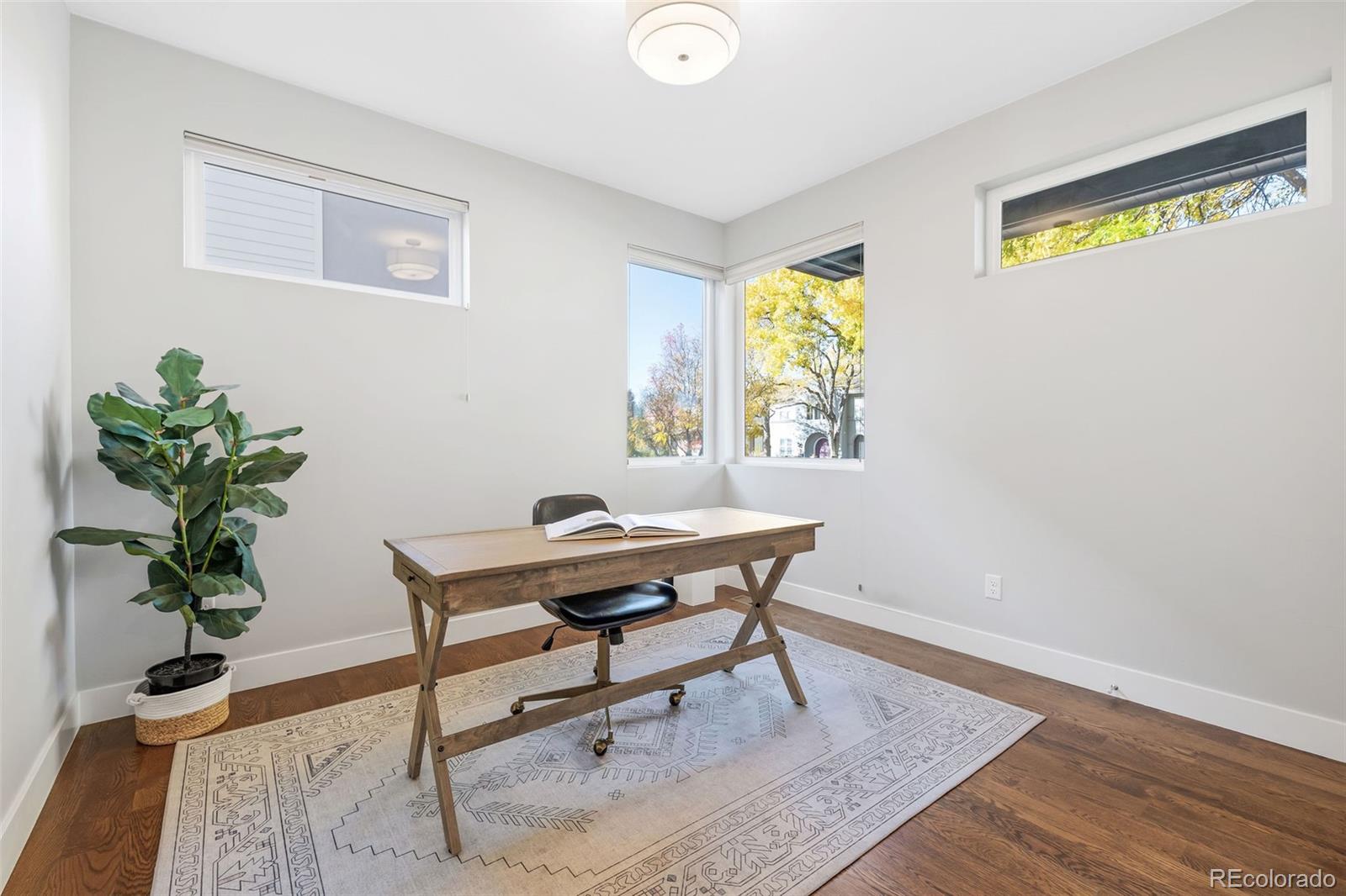 1618 S Madison Street