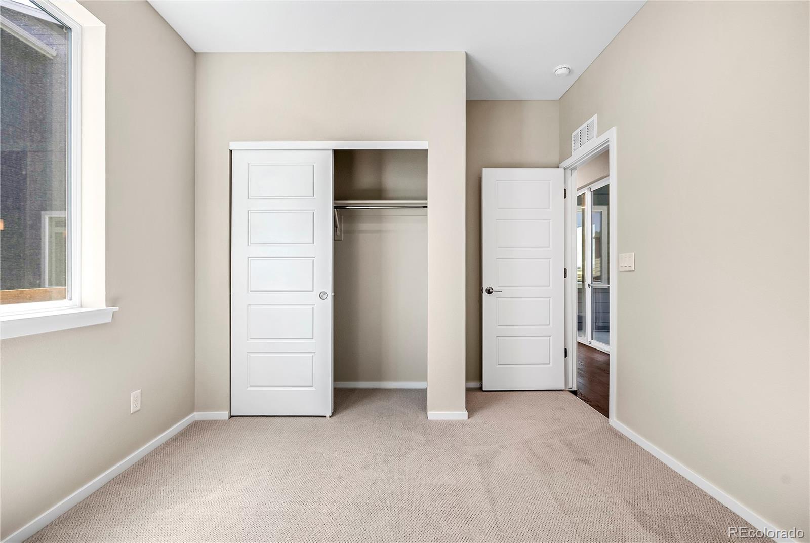 13196 Barefoot Lakes Parkway