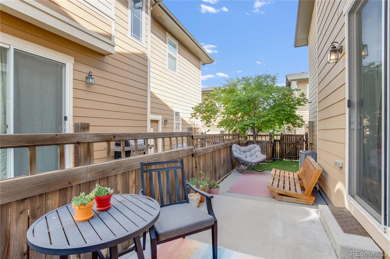 3412 Valentia Street