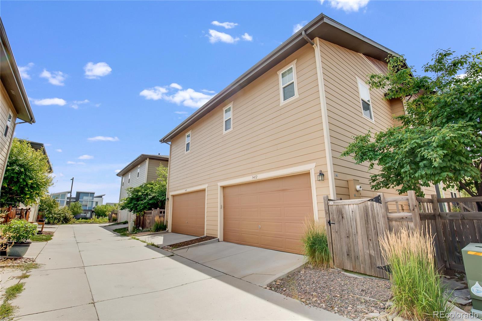 3412 Valentia Street