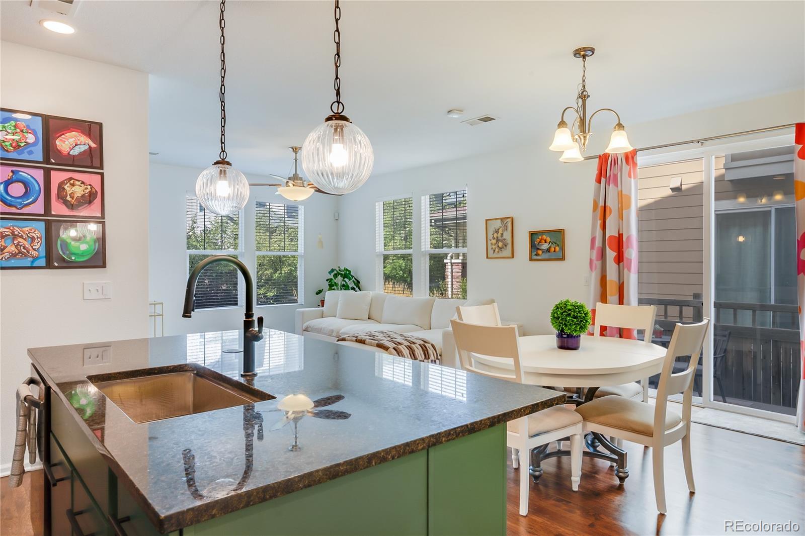 3412 Valentia Street