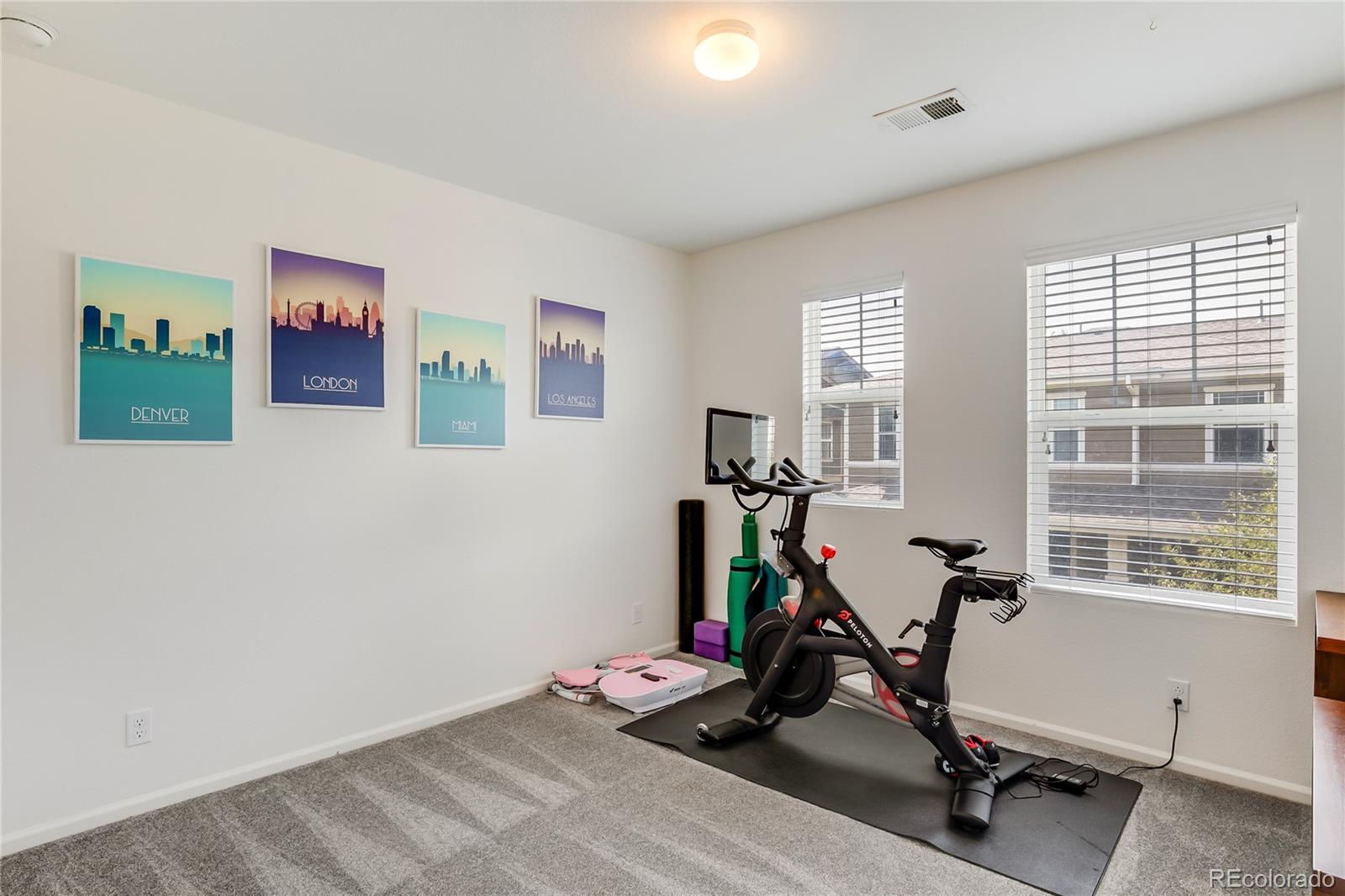 3412 Valentia Street