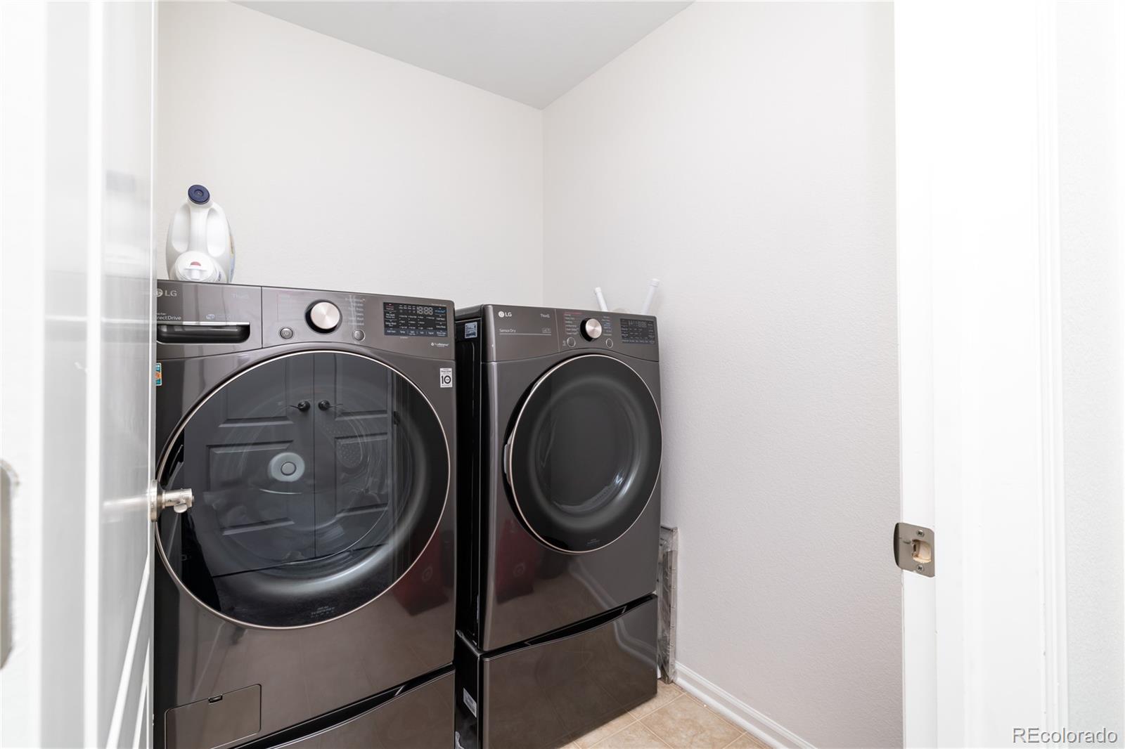 3412 Valentia Street