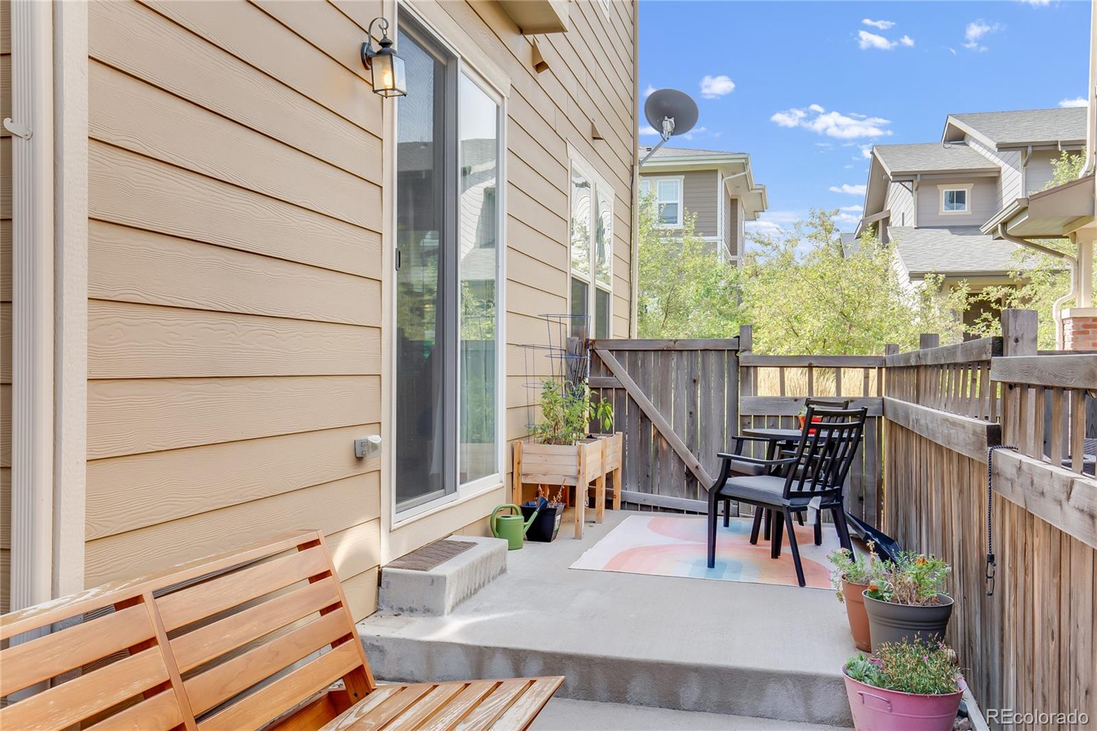 3412 Valentia Street