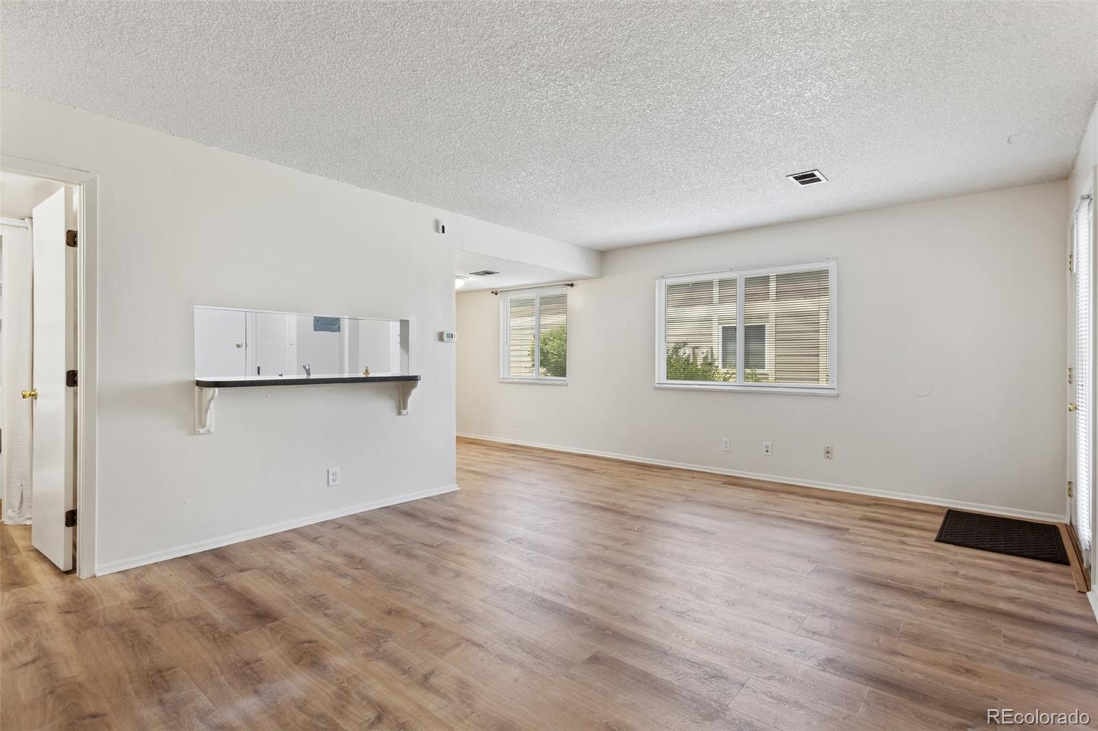 6650 E Arizona Avenue Unit: 203