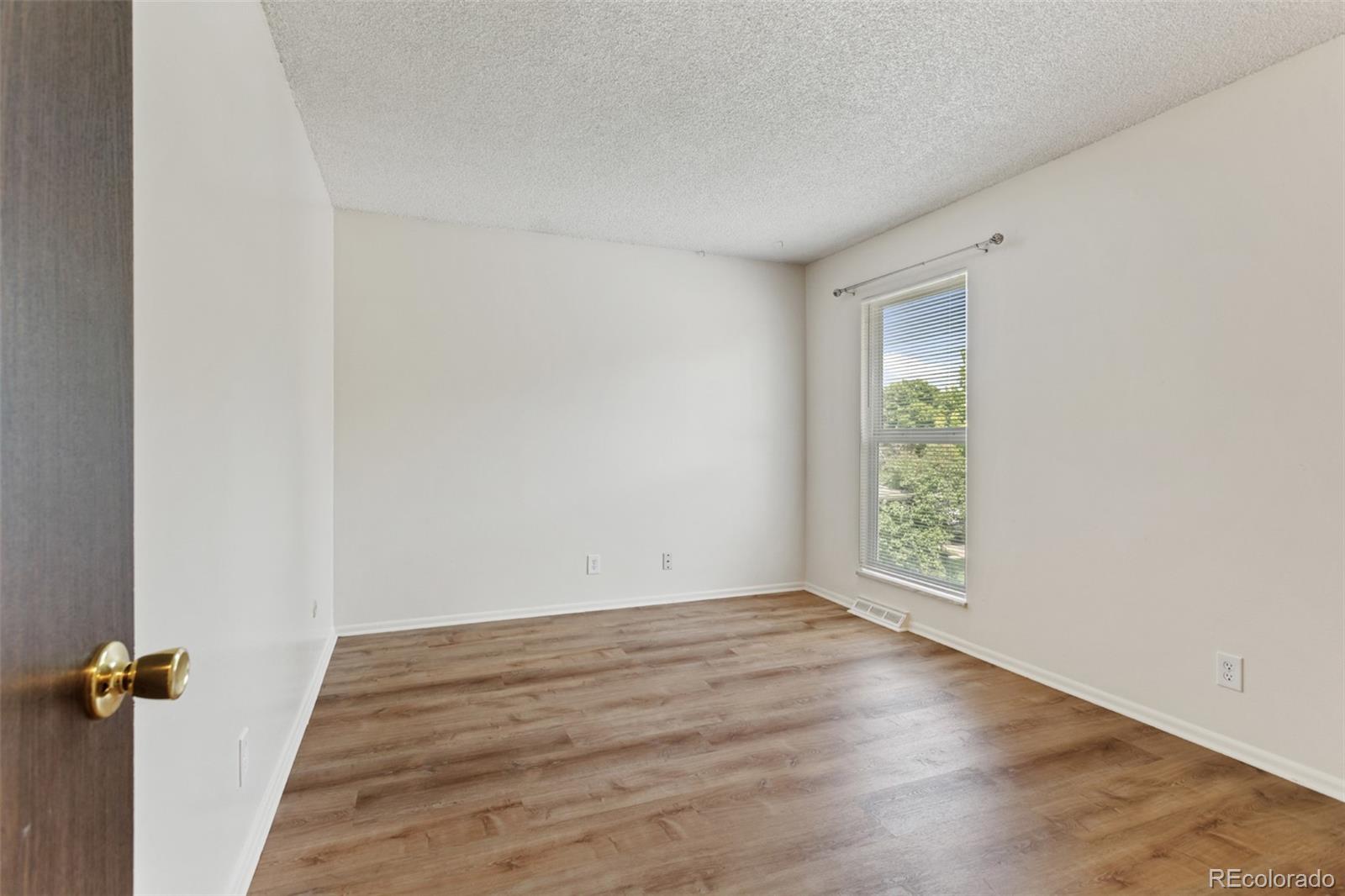 6650 E Arizona Avenue Unit: 203