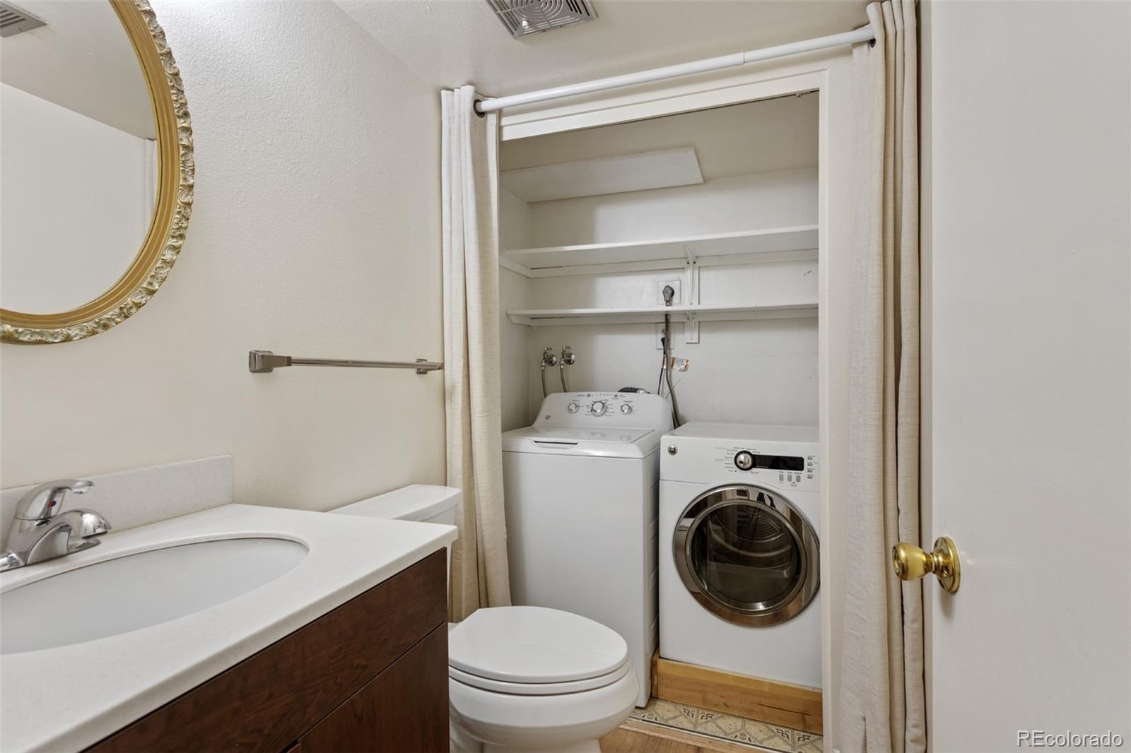 6650 E Arizona Avenue Unit: 203