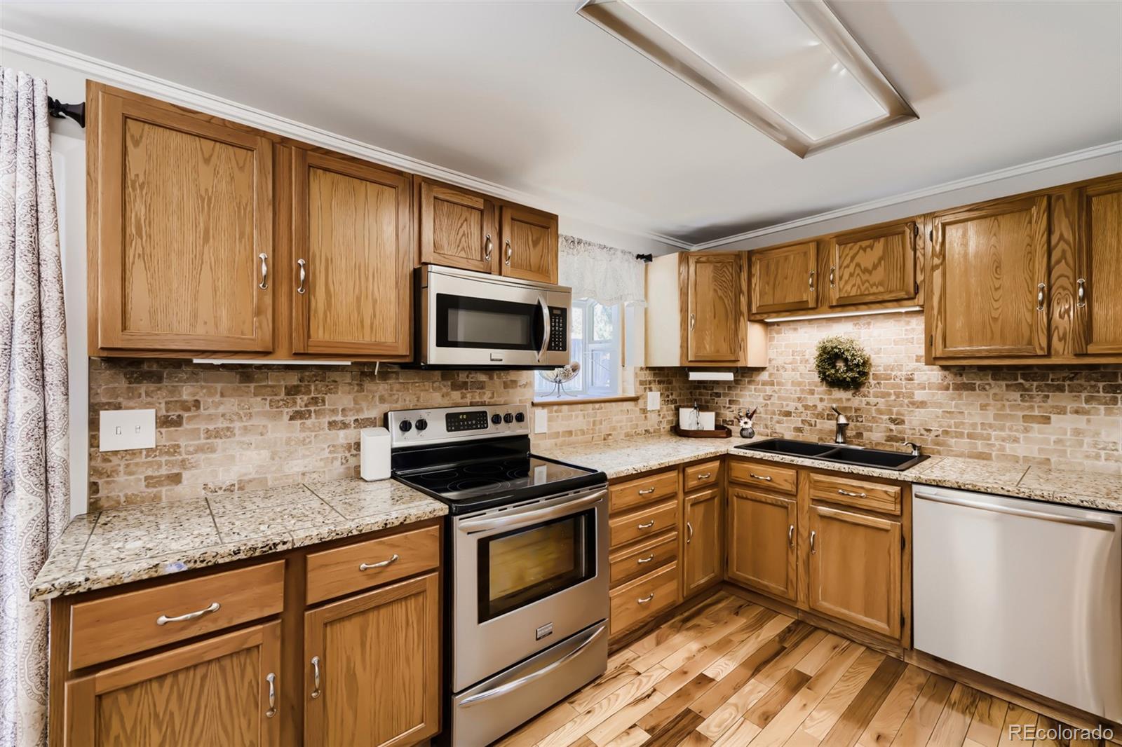 6221 S Ash Circle W