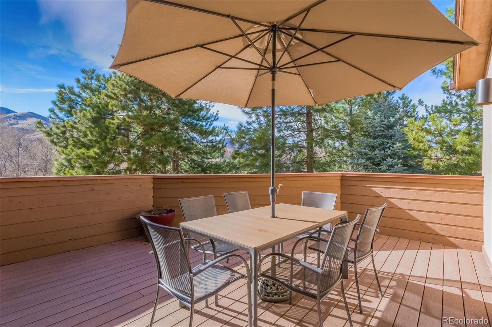 6154 Meadowbrook Drive
