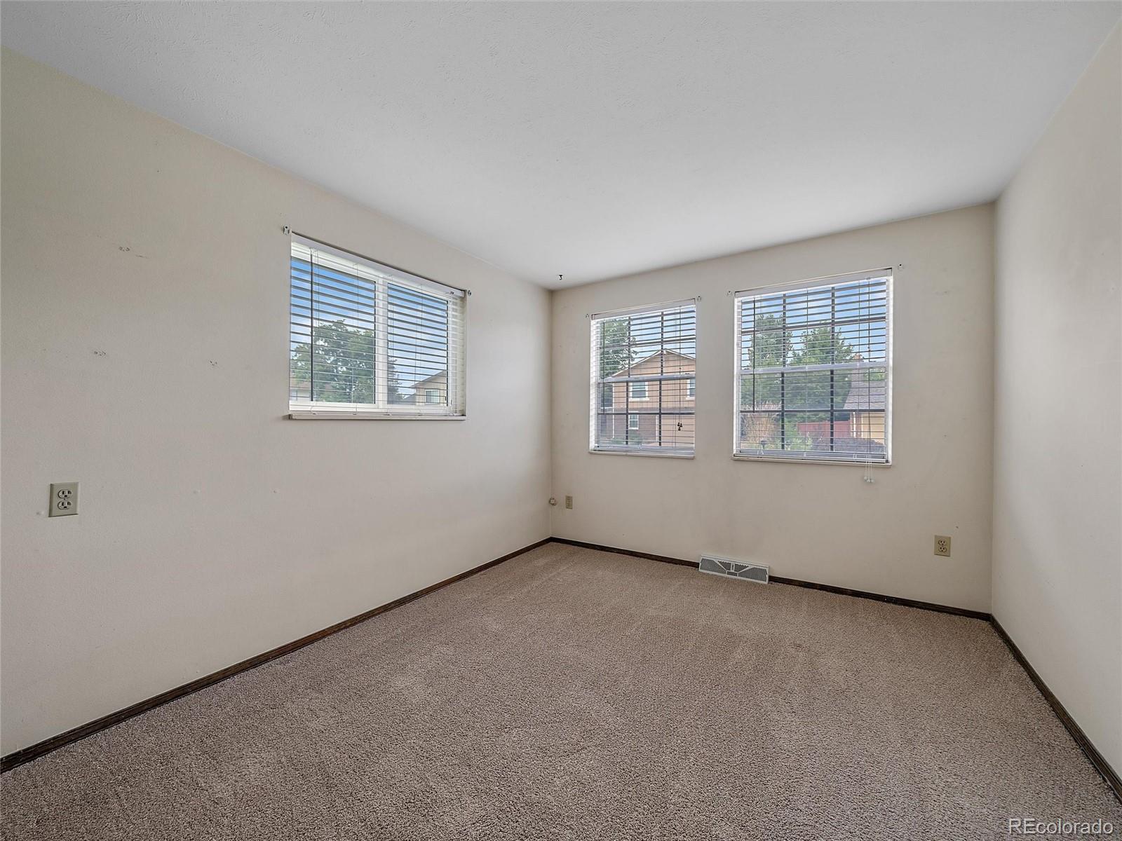 10980 E Powers Court