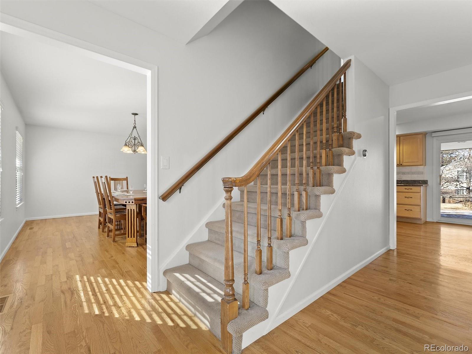 7007 E Hinsdale Avenue