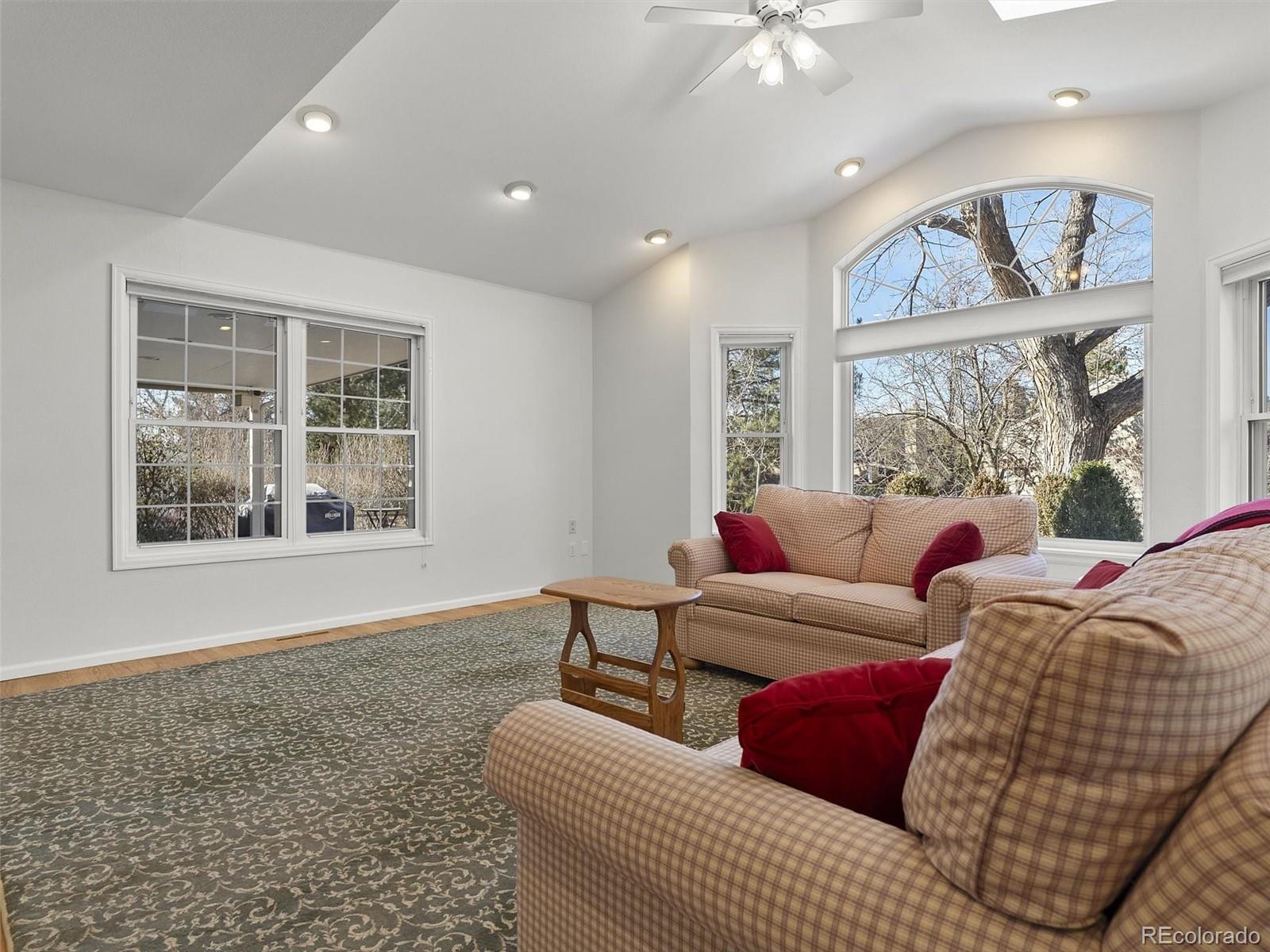 7007 E Hinsdale Avenue