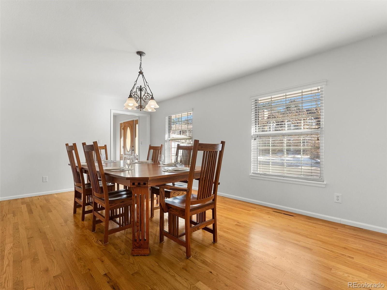 7007 E Hinsdale Avenue