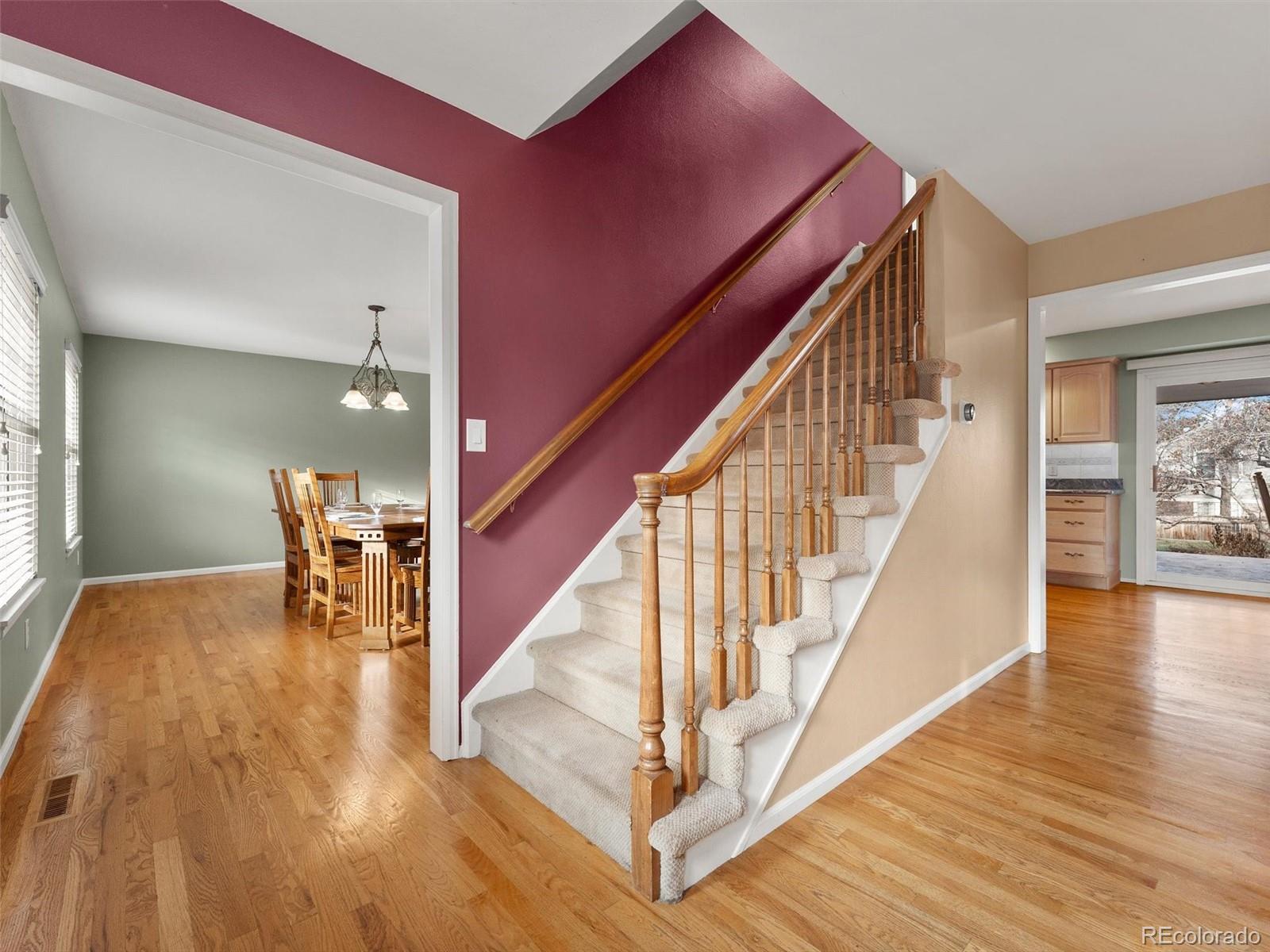 7007 E Hinsdale Avenue