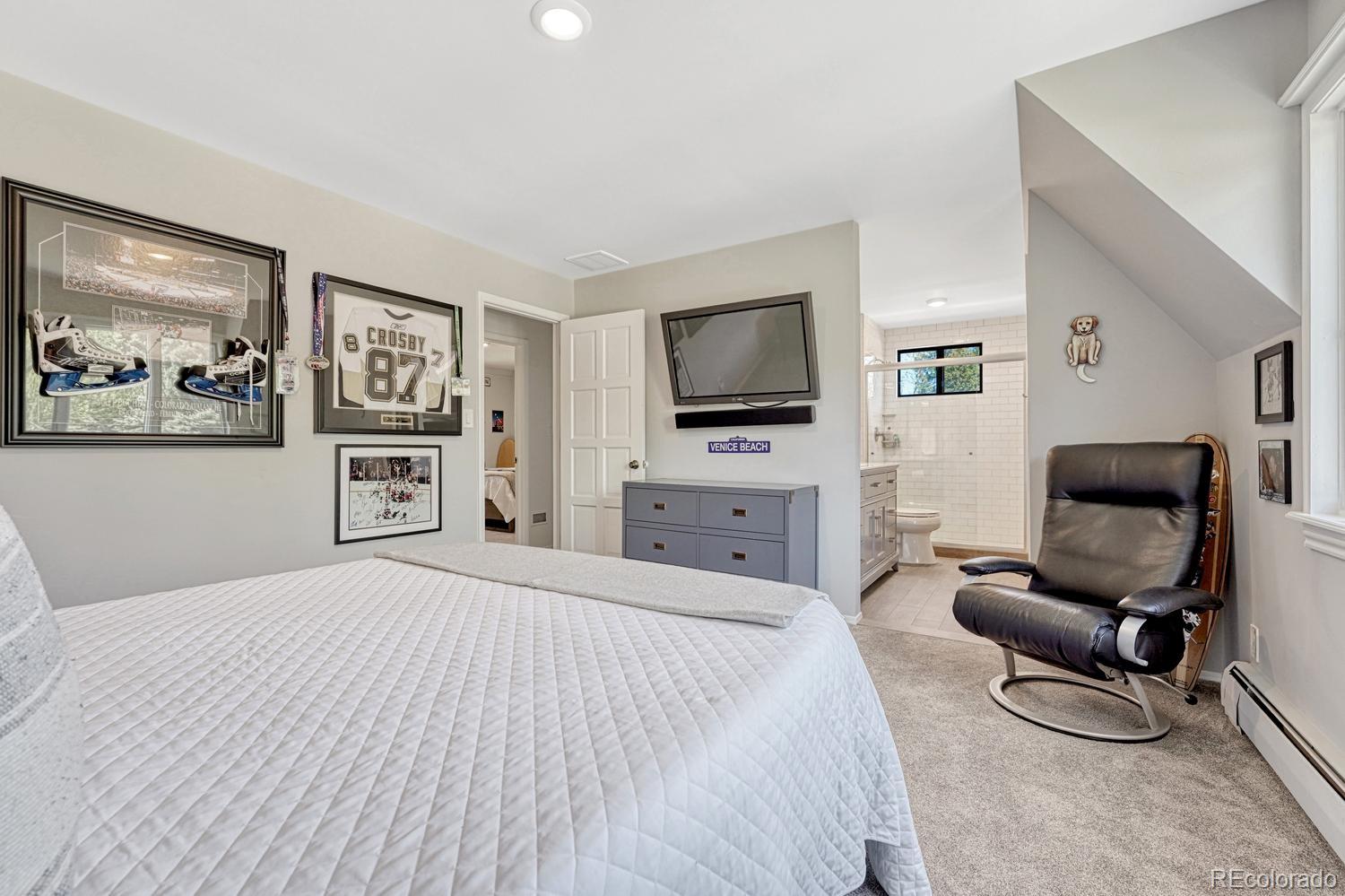 5751 Oak Creek Lane