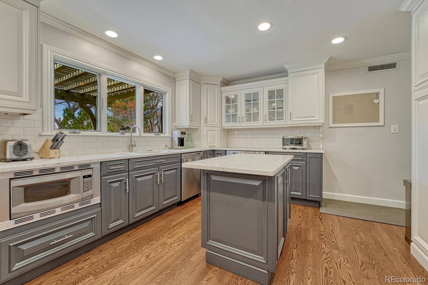 5751 Oak Creek Lane