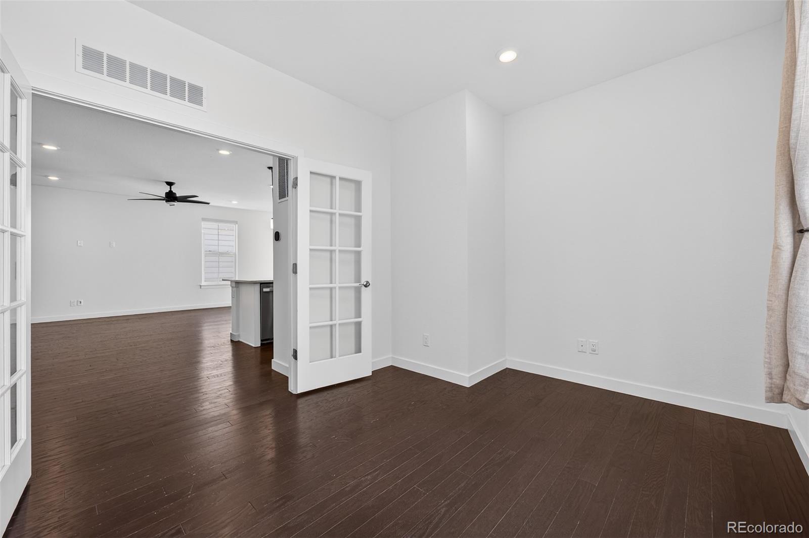 6311 Stable View Street