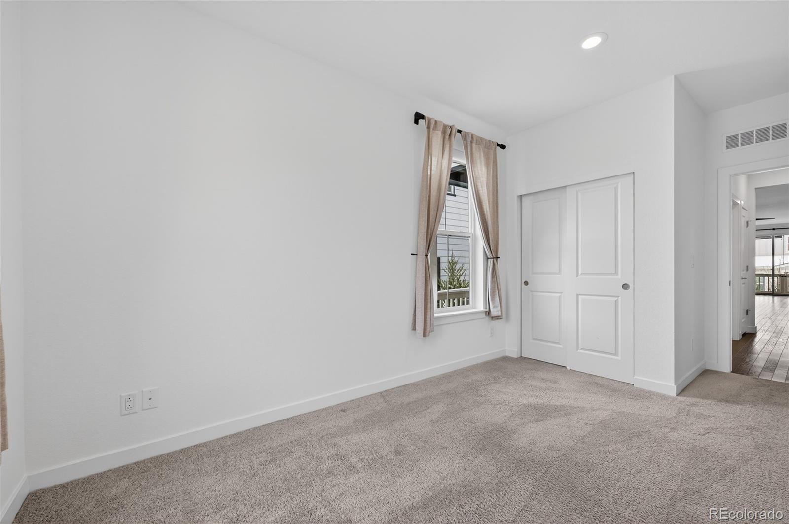 6311 Stable View Street