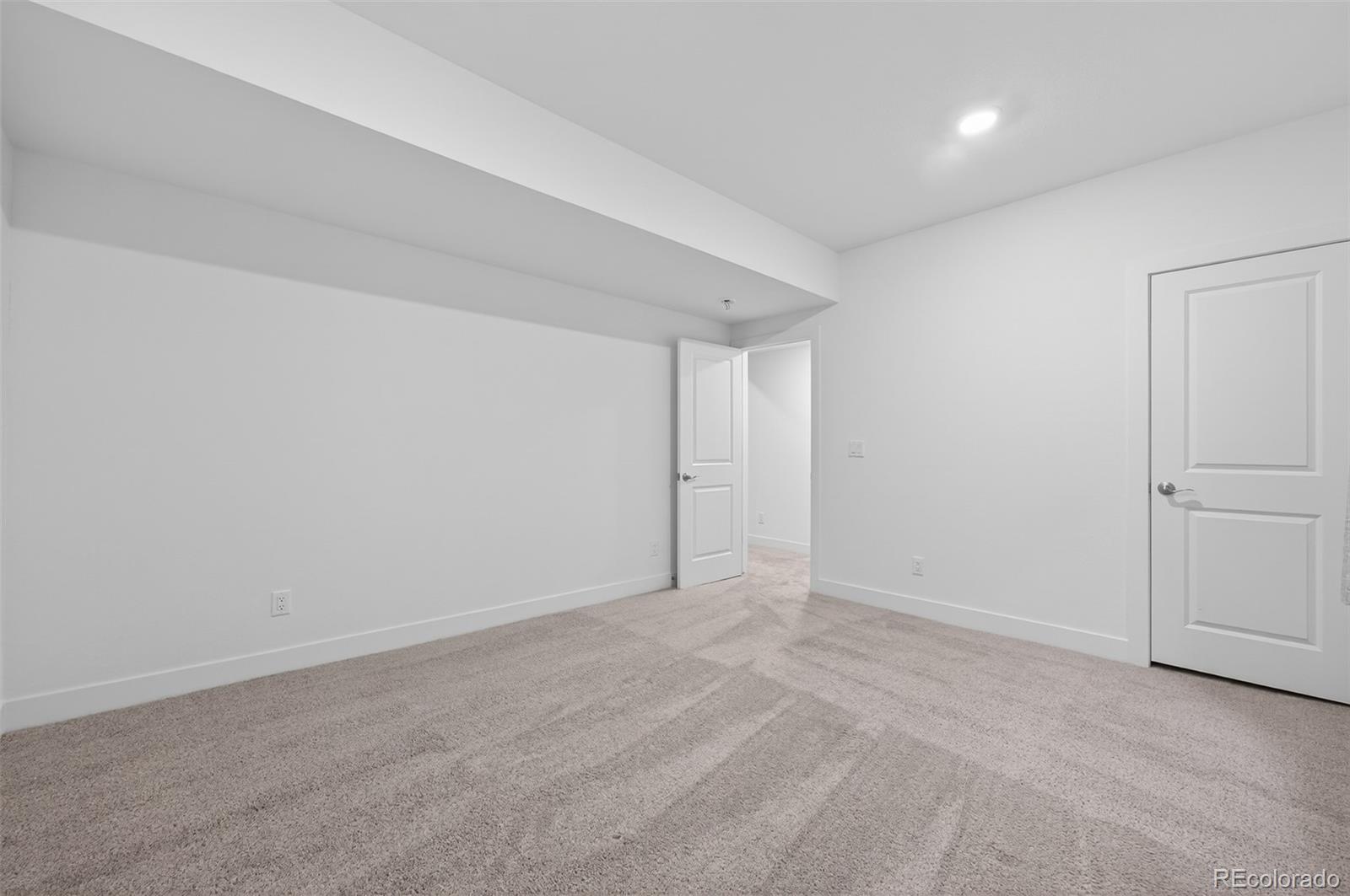 6311 Stable View Street