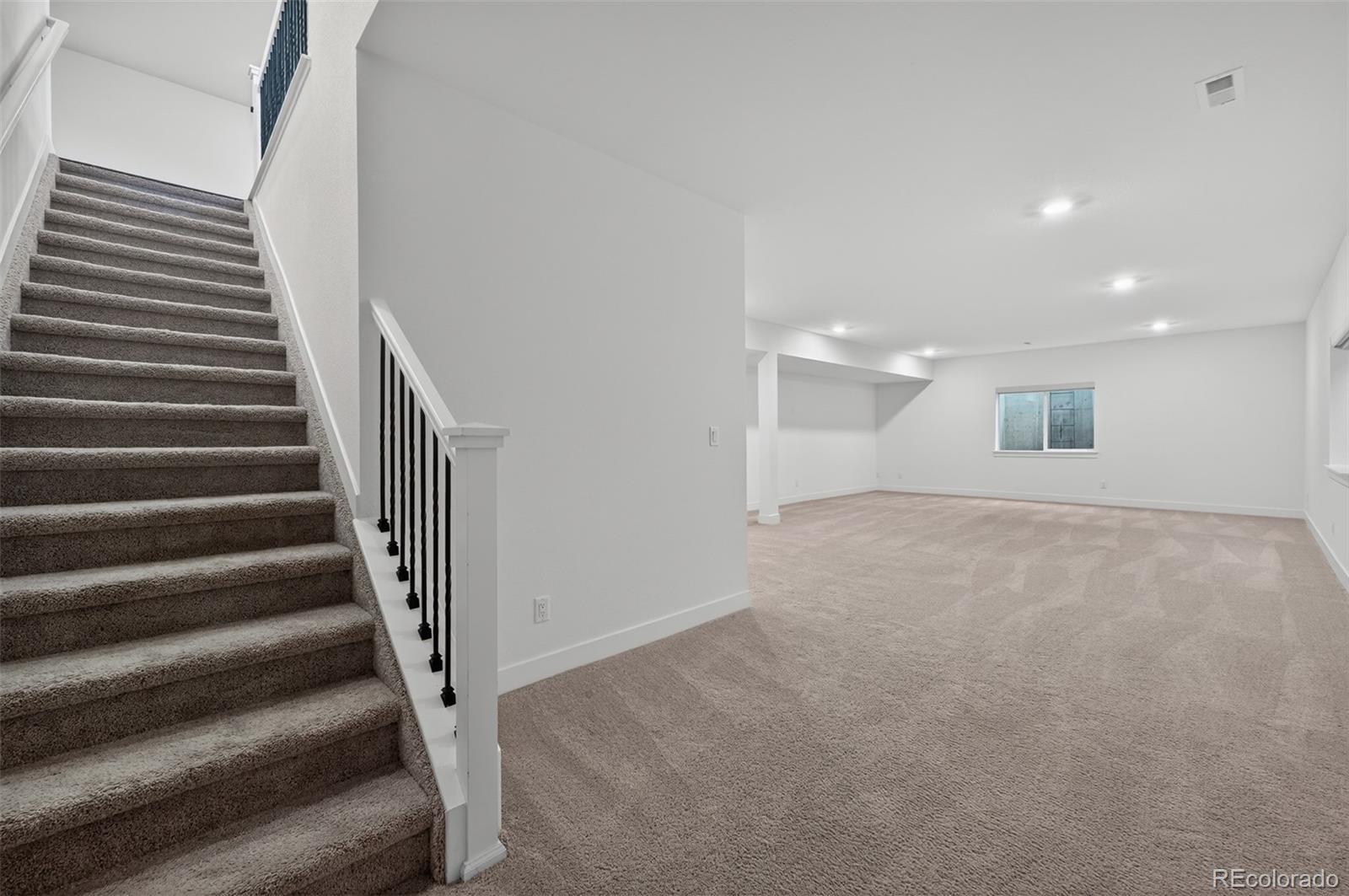 6311 Stable View Street