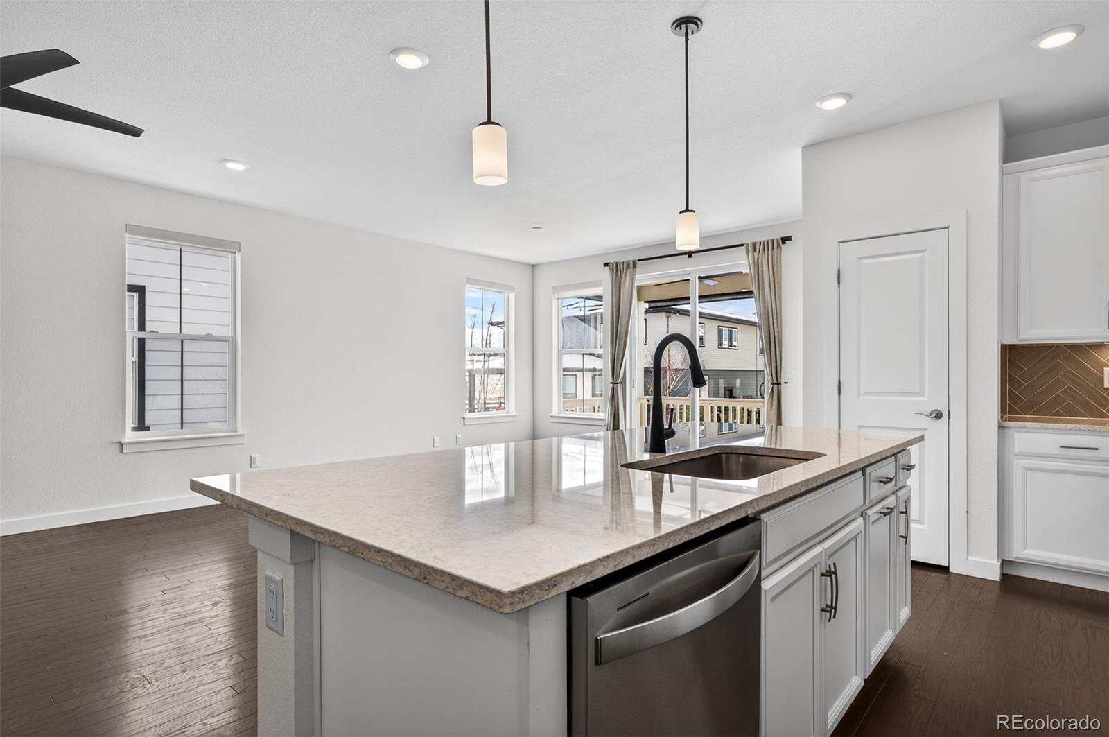 6311 Stable View Street