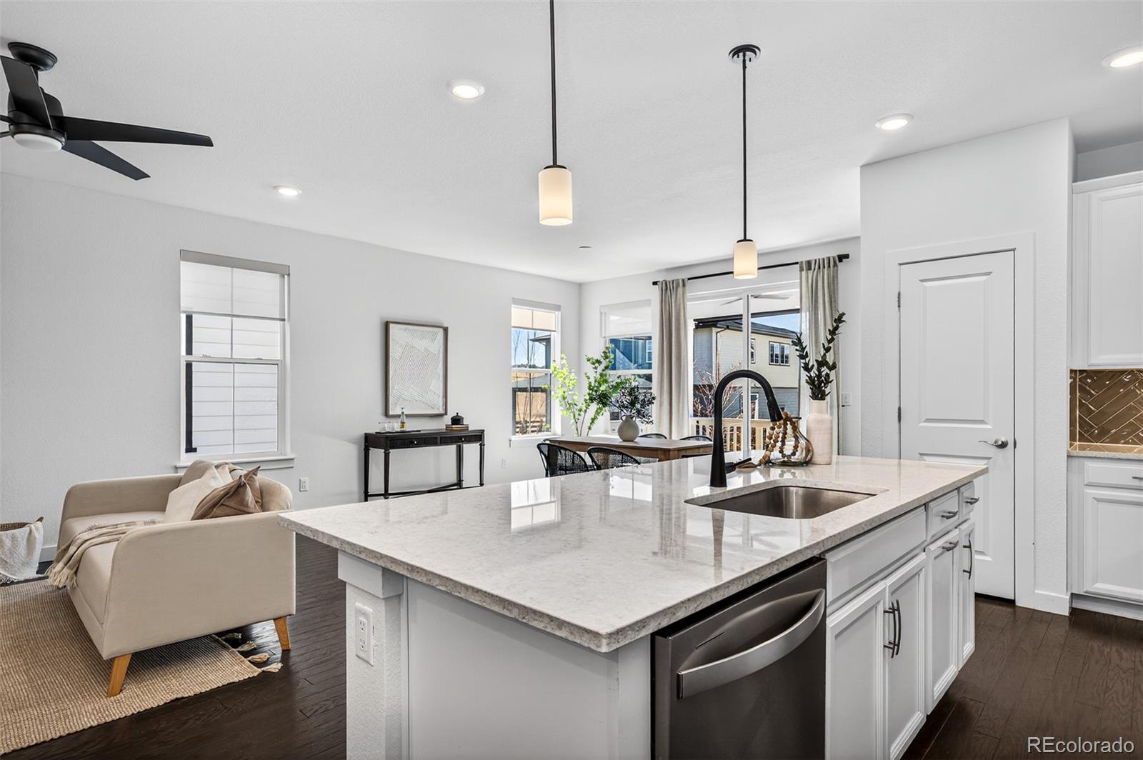 6311 Stable View Street