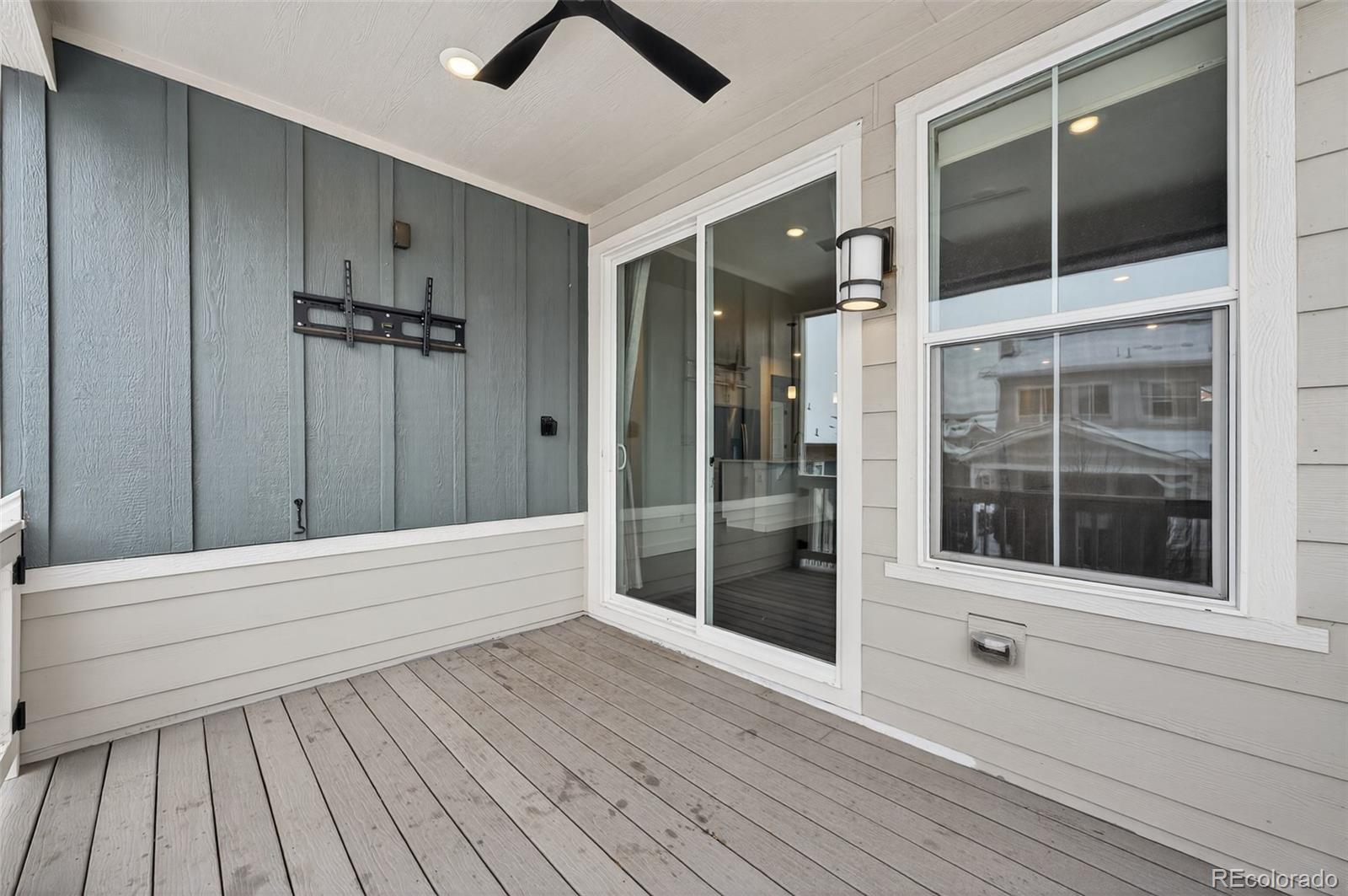 6311 Stable View Street