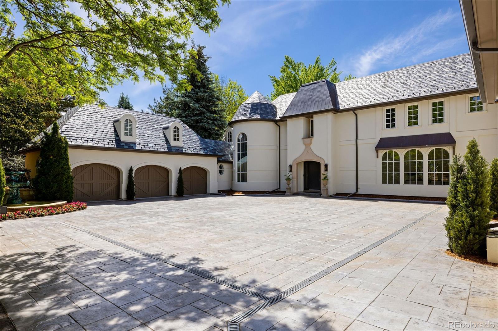 5 Churchill Drive