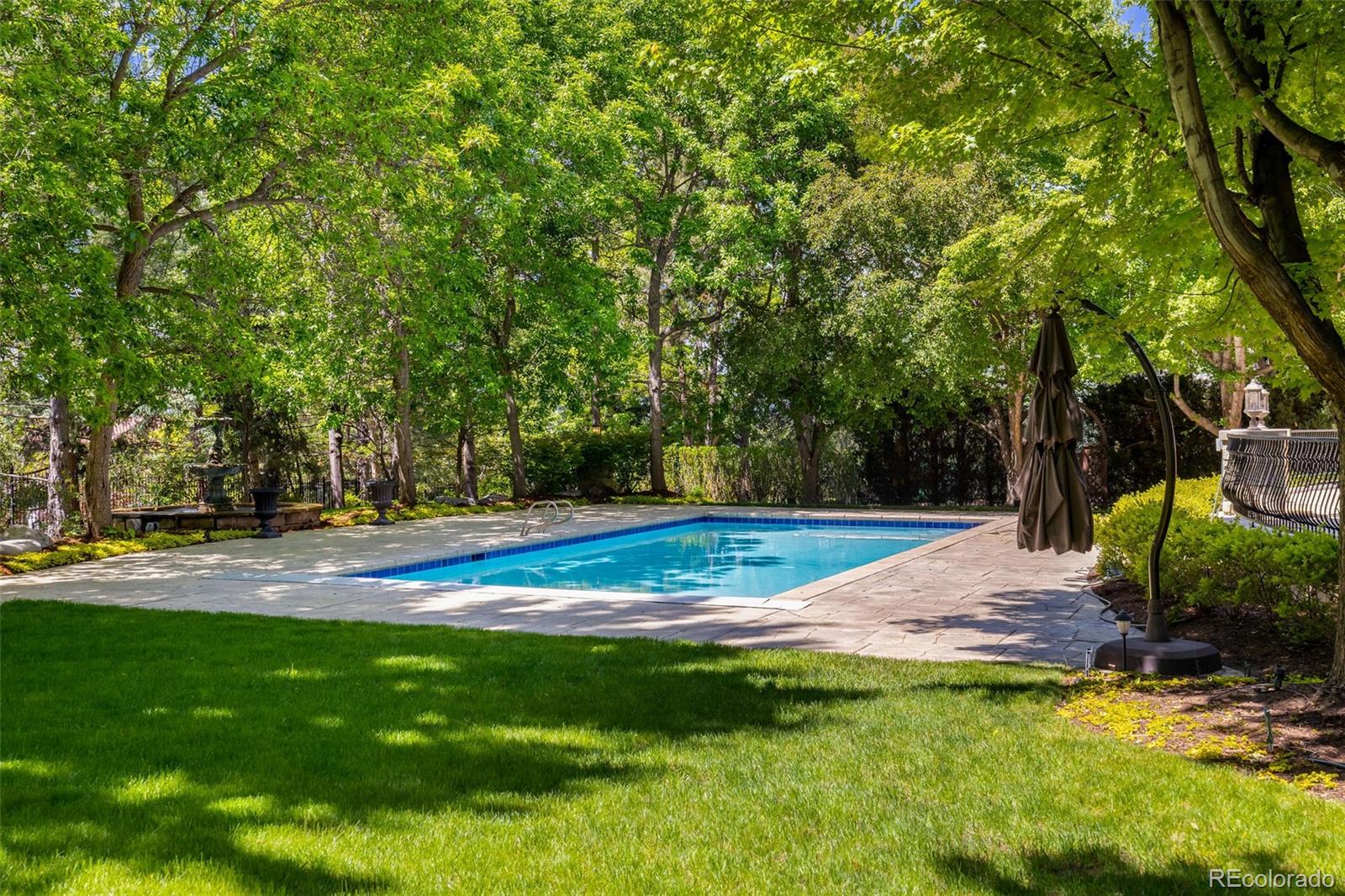 5 Churchill Drive