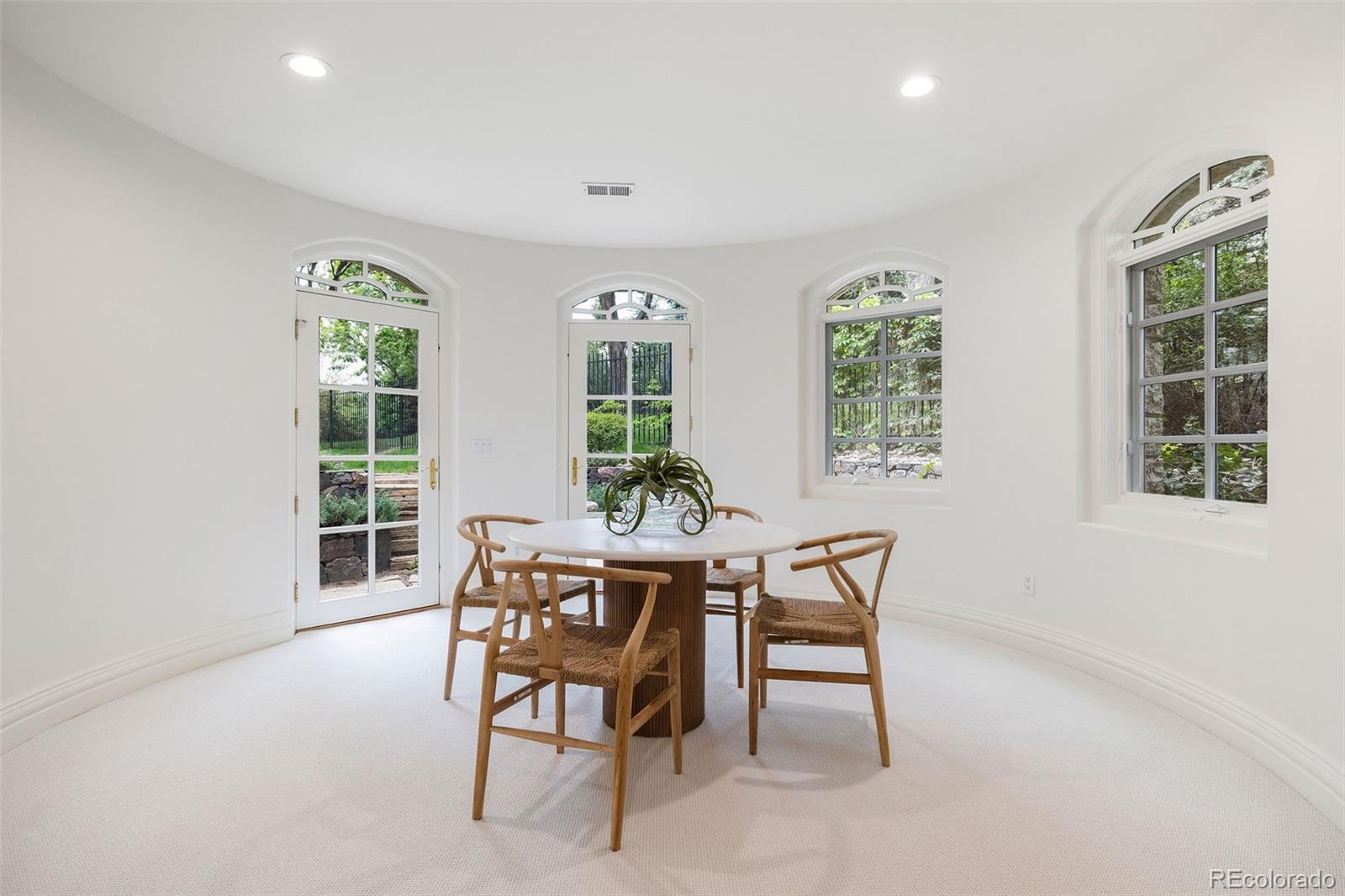 5 Churchill Drive