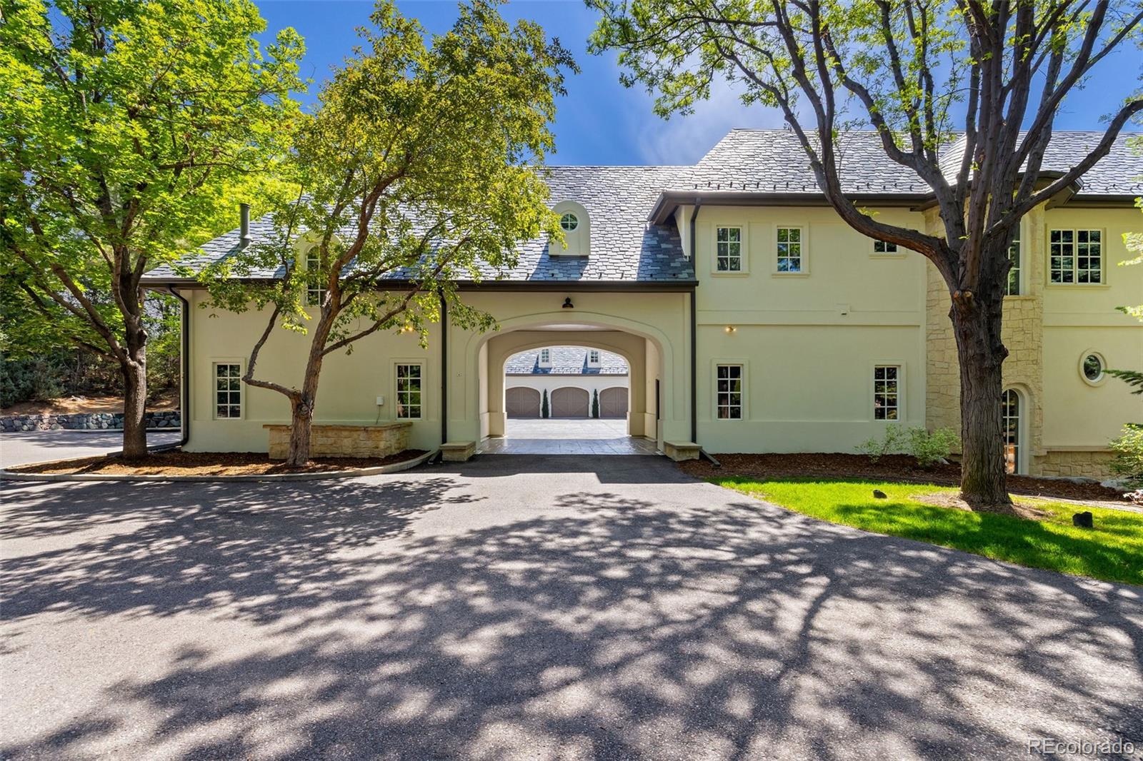 5 Churchill Drive