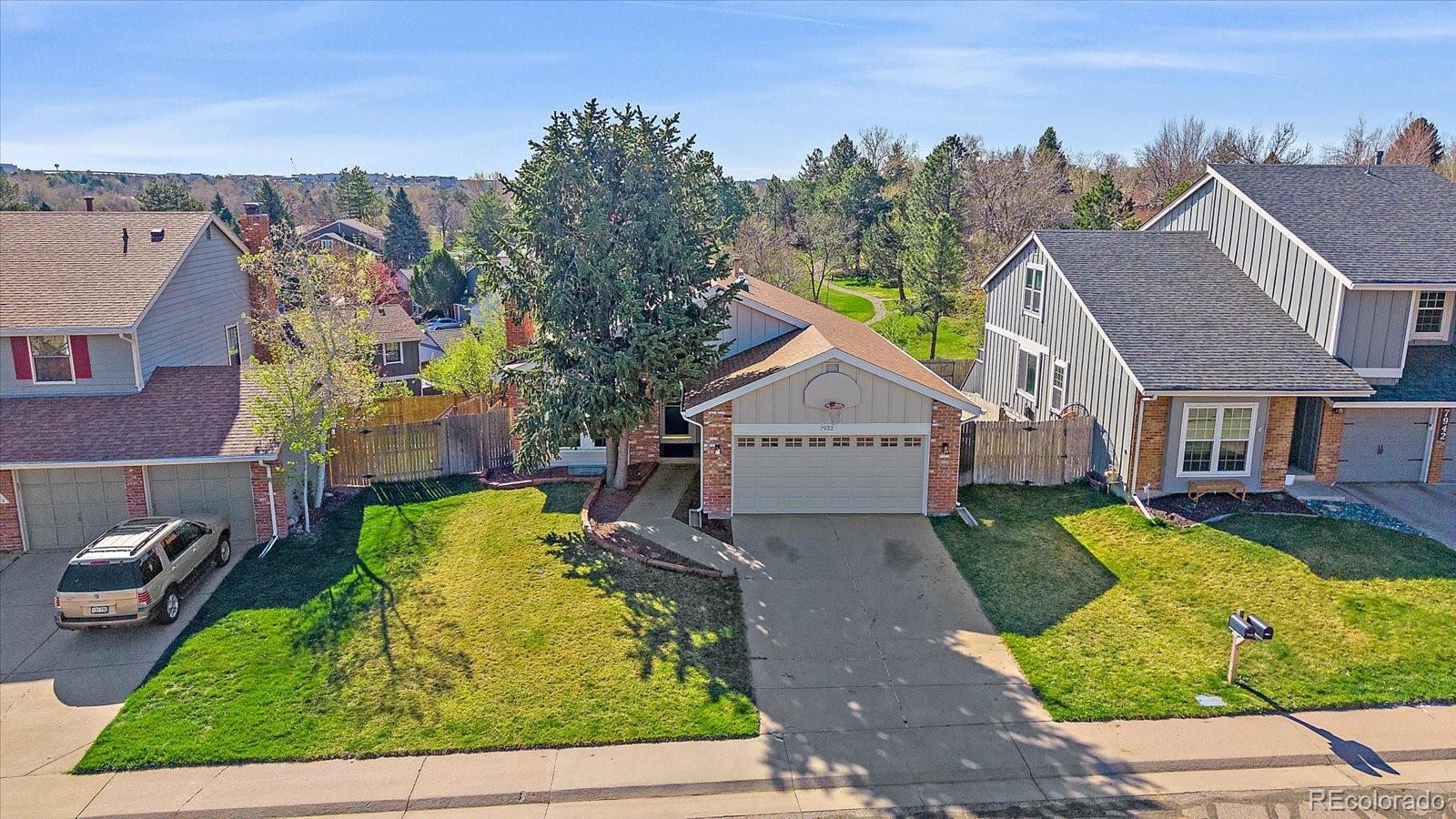 7932 S Quince Way