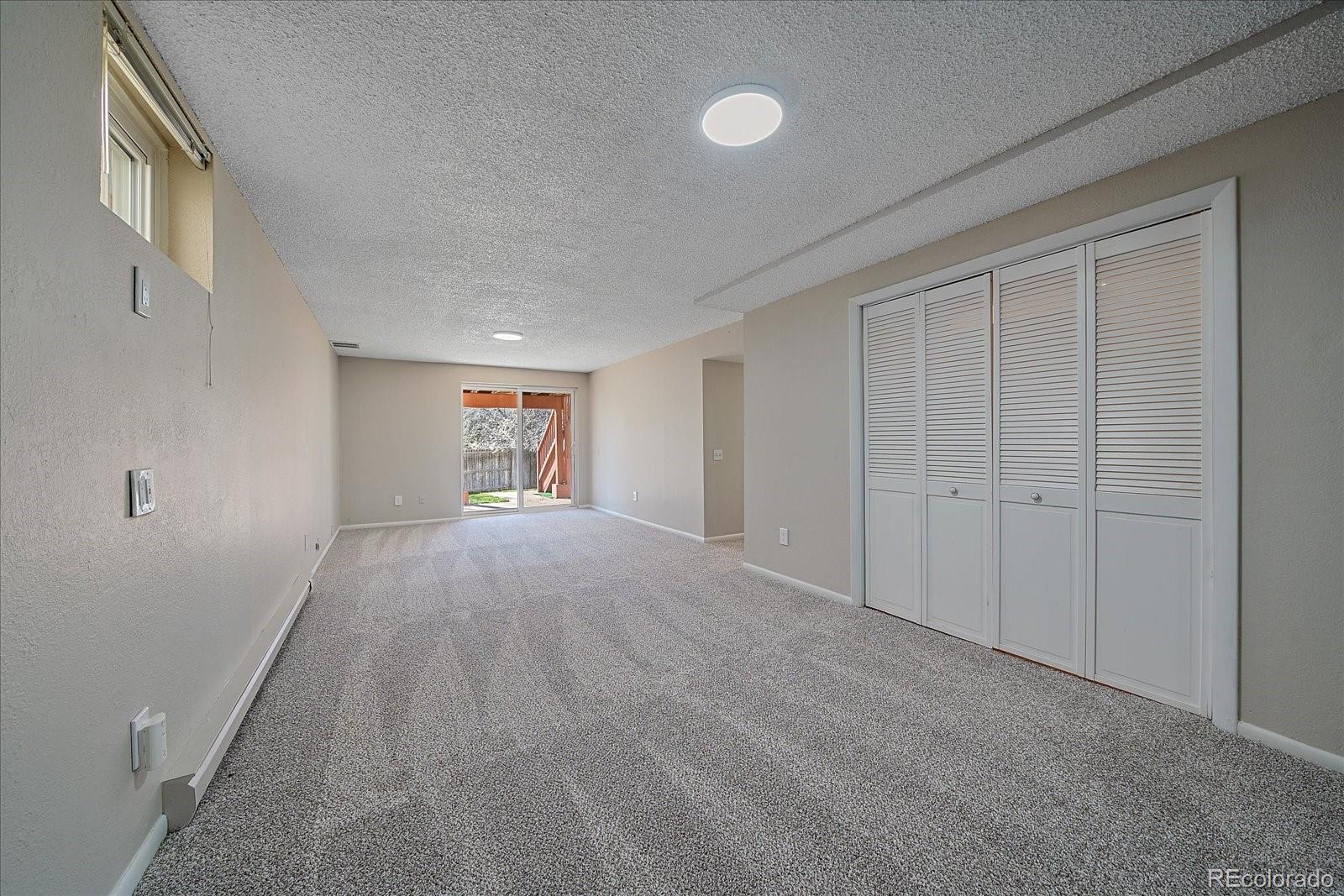 7932 S Quince Way