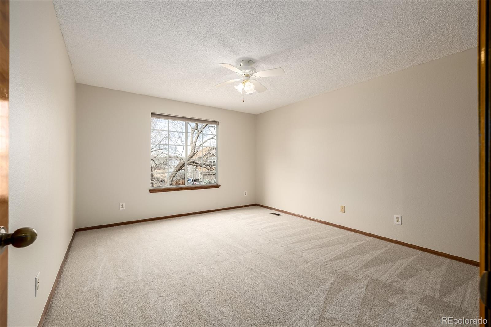 1256 Highland Park Drive