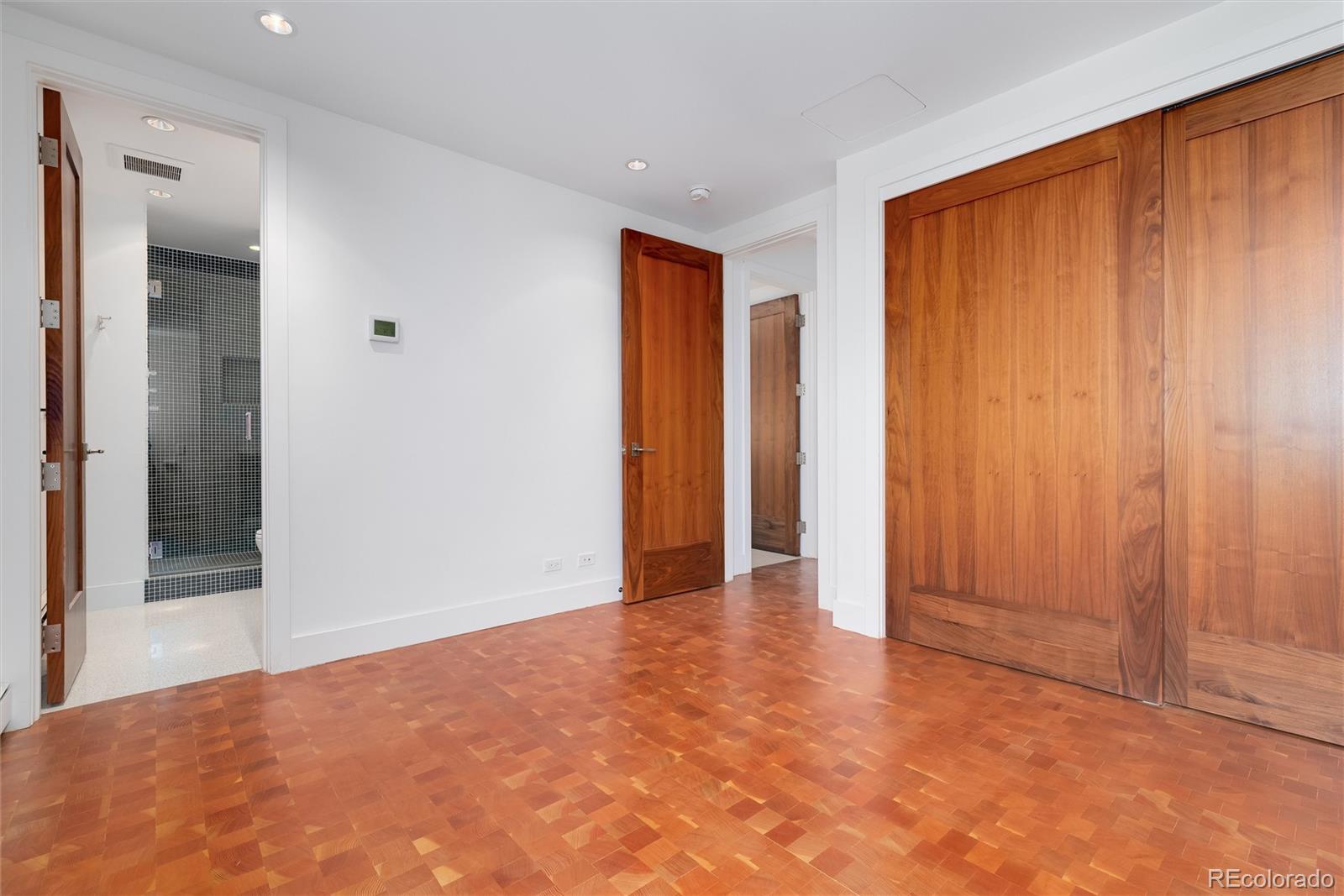 1201 N Williams Street Unit: 5A