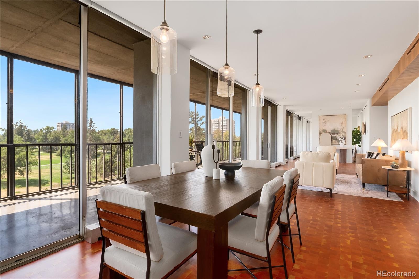 1201 N Williams Street Unit: 5A
