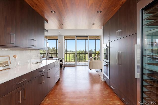 1201 N Williams Street Unit: 5A