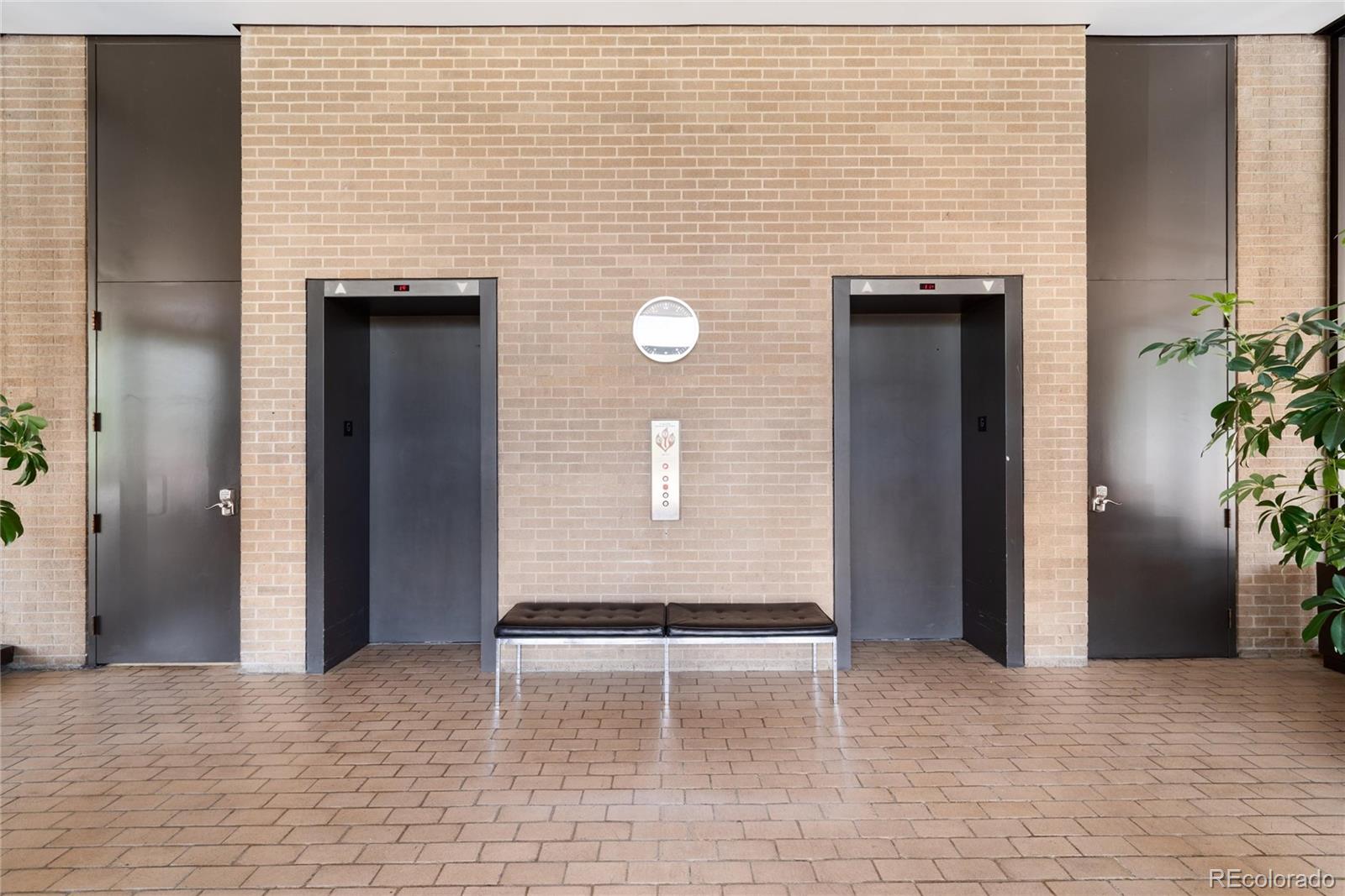 1201 N Williams Street Unit: 5A