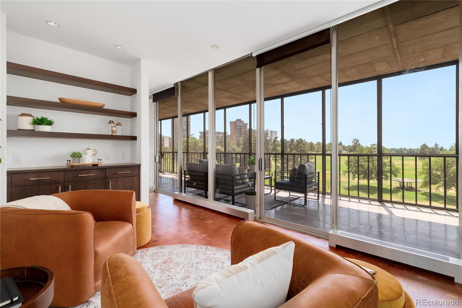 1201 N Williams Street Unit: 5A